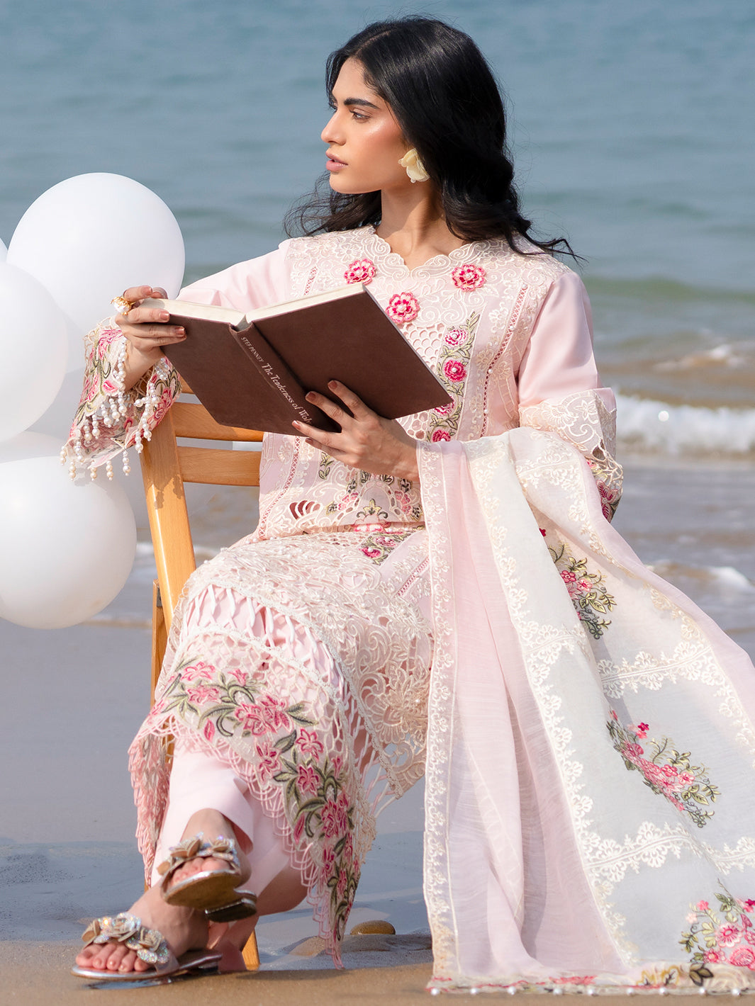 Mahnur | Sirena Luxury Lawn 25 | Azalea - by - Libasekhas UK - Registered Vendor of : Mahnur - 100% Original Designer Dresss