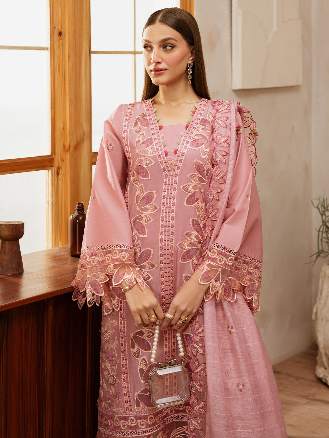 Mahnur | Florence Luxury Lawn 25 | AZMEY - by - Libasekhas UK - Registered Vendor of : Mahnur - 100% Original Designer Dresss