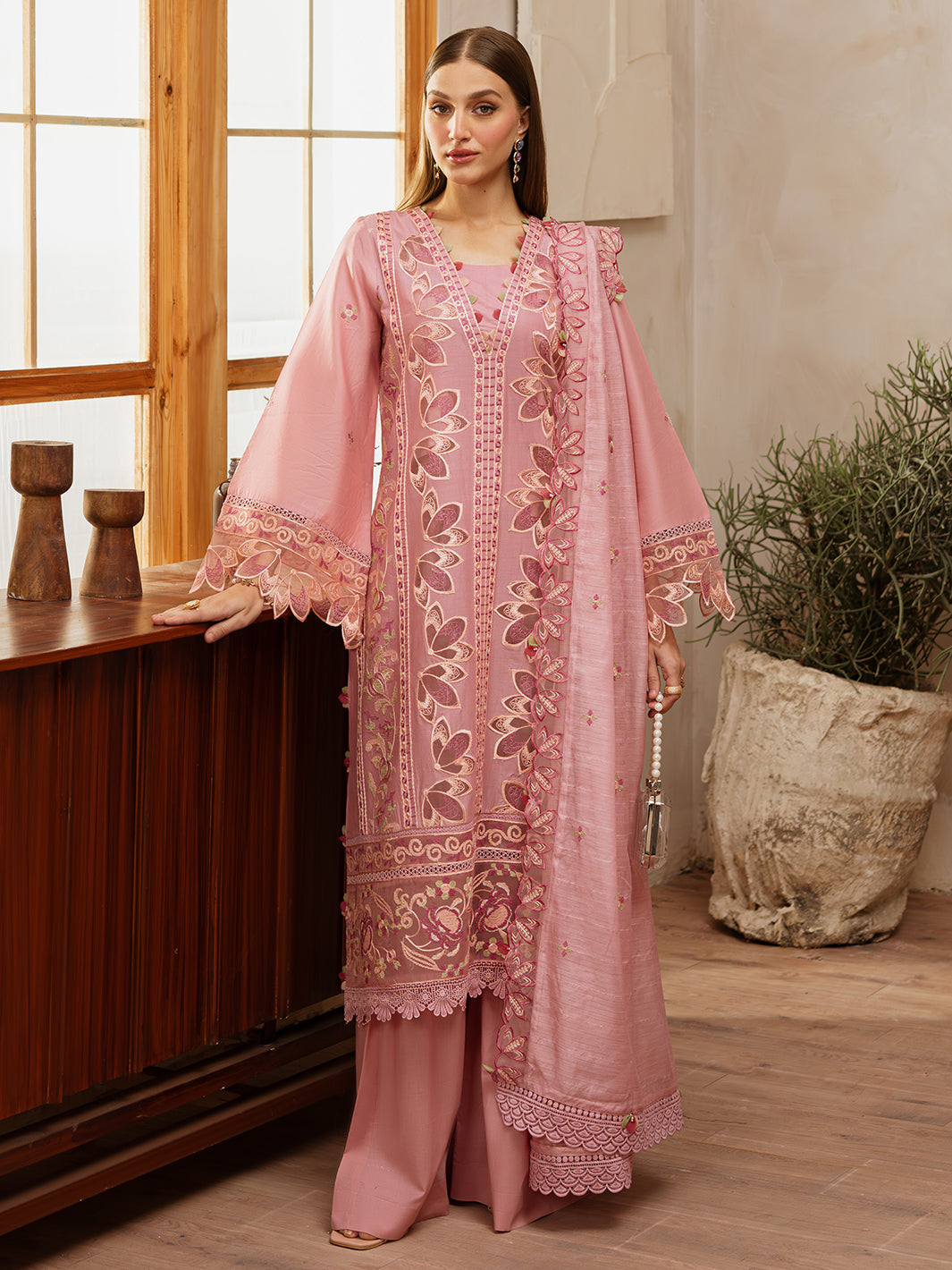Mahnur | Florence Luxury Lawn 25 | AZMEY - by - Libasekhas UK - Registered Vendor of : Mahnur - 100% Original Designer Dresss