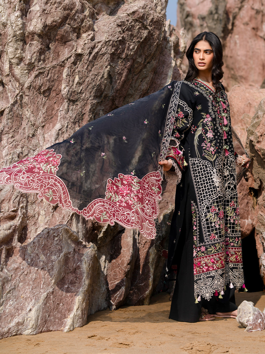 Mahnur | Sirena Luxury Lawn 25 | Azure - by - Libasekhas UK - Registered Vendor of : Mahnur - 100% Original Designer Dresss