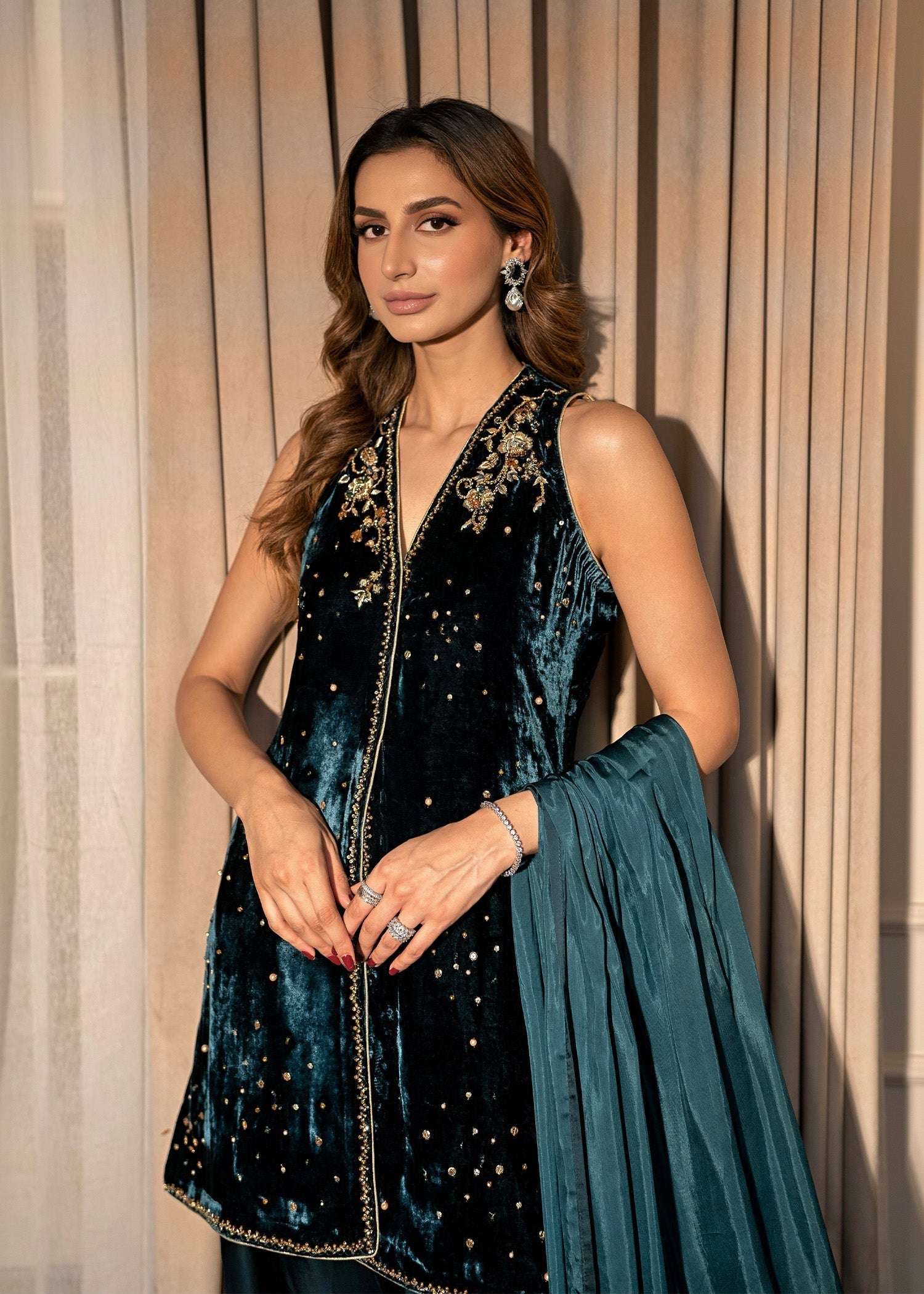 Mahum Asad | Voila Velvets | Sapphire - by - Libasekhas UK - Registered Vendor of : Mahum Asad - 100% Original Designer Dresss