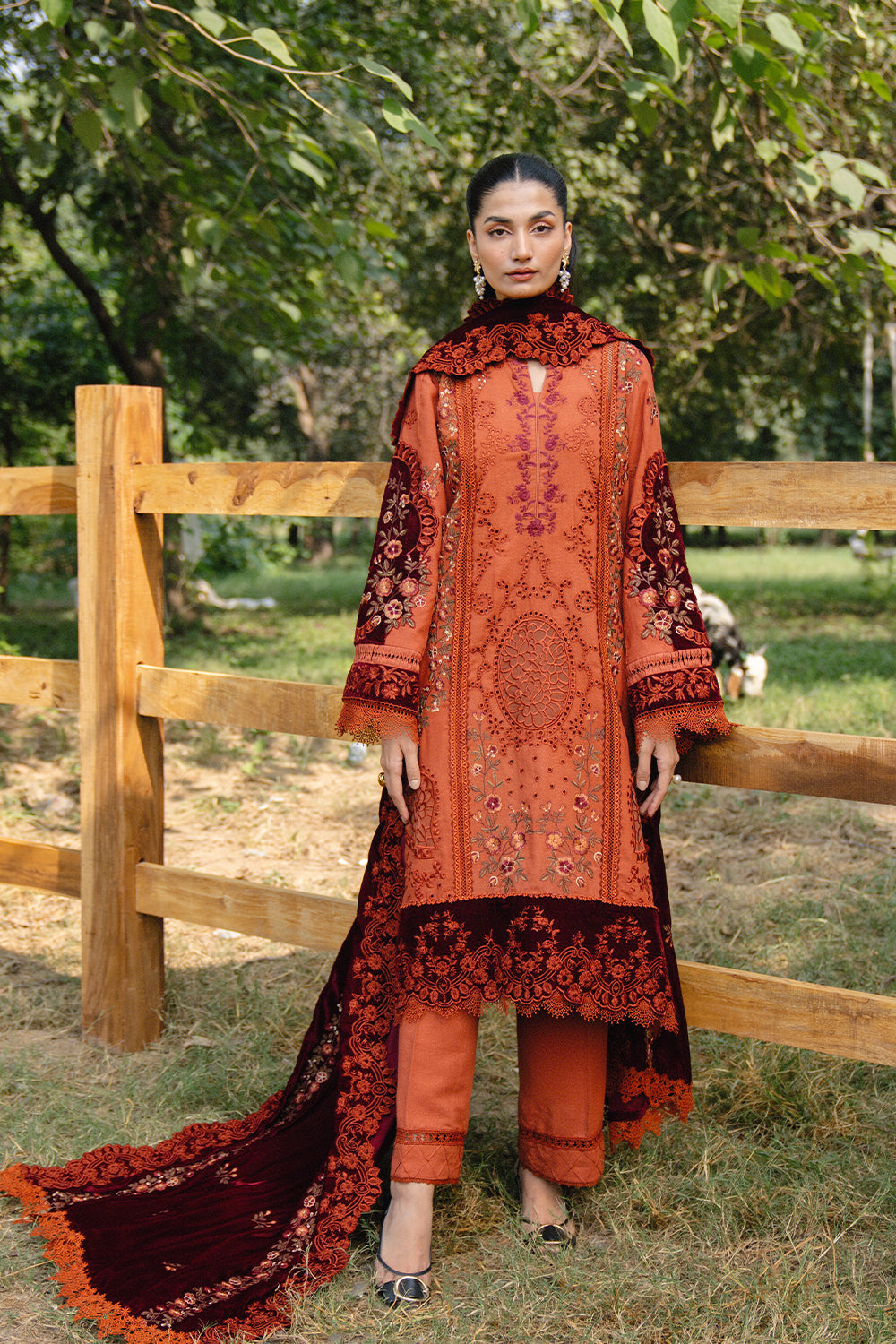Saira Rizwan | Winter 2024 | CIRO-SRW24-10 - by - Libasekhas UK - Registered Vendor of : Saira Rizwan - 100% Original Designer Dresss