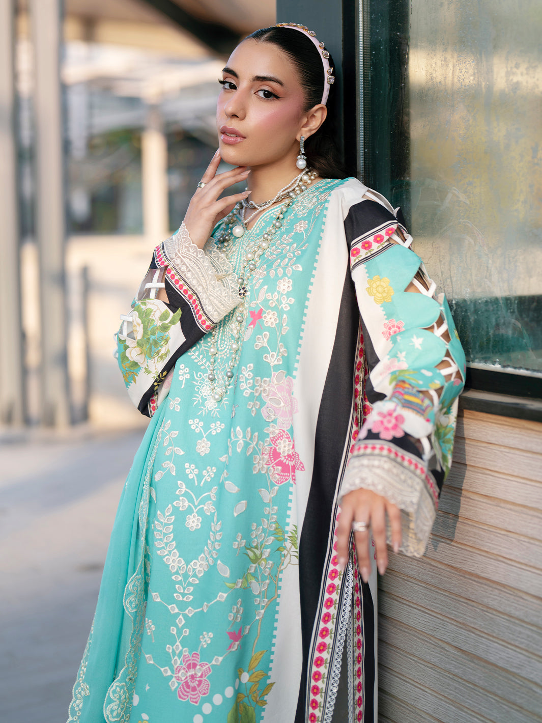 Mahnur | Broadway Luxury Lawn 26 | BW - 007 - by Libasekhas UK - Registered Vendor of : Mahnur - 100% Original Designer Dress