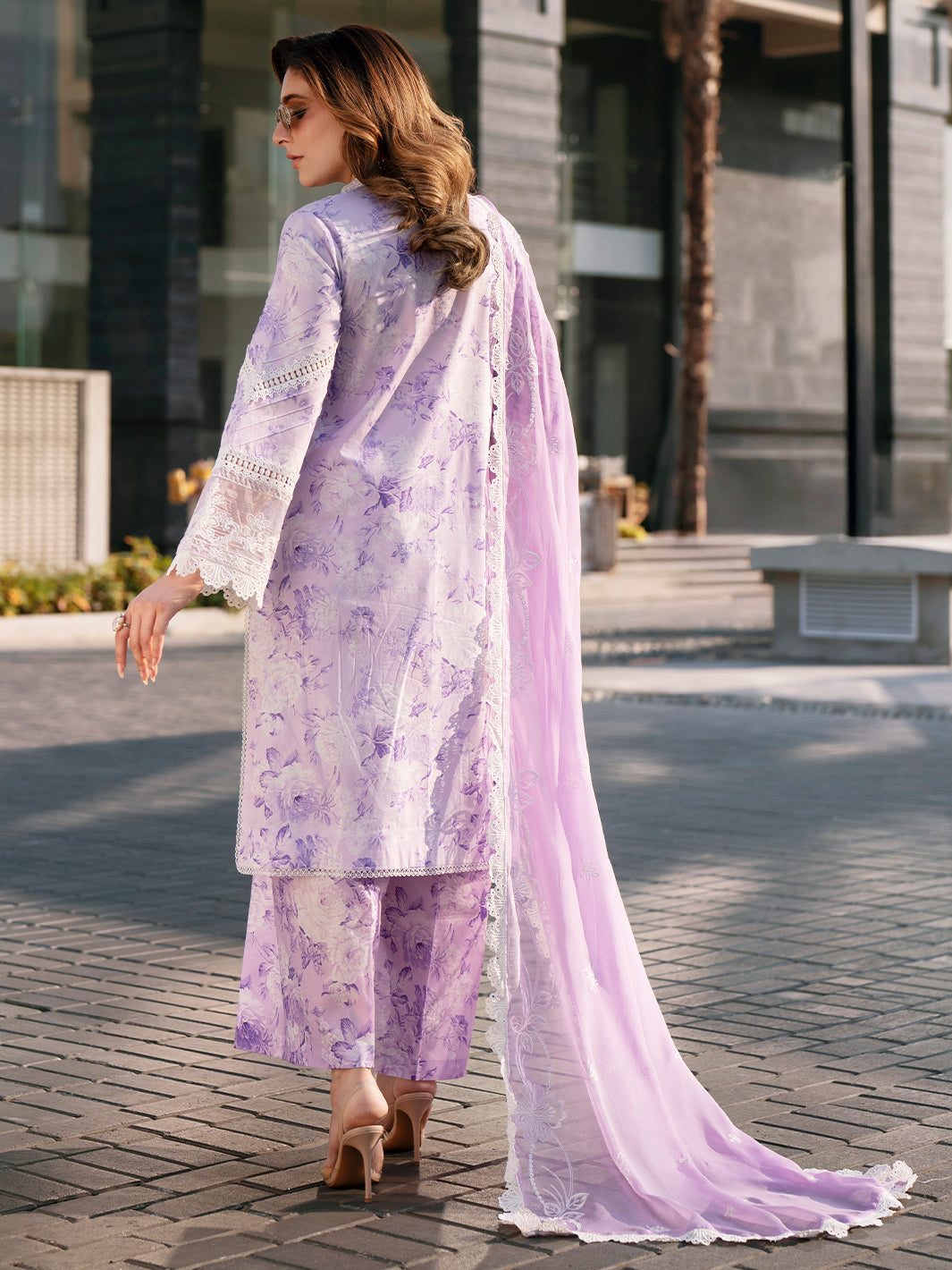 Mahnur | Broadway Luxury Lawn 26 | BW - 009 - by Libasekhas UK - Registered Vendor of : Mahnur - 100% Original Designer Dress