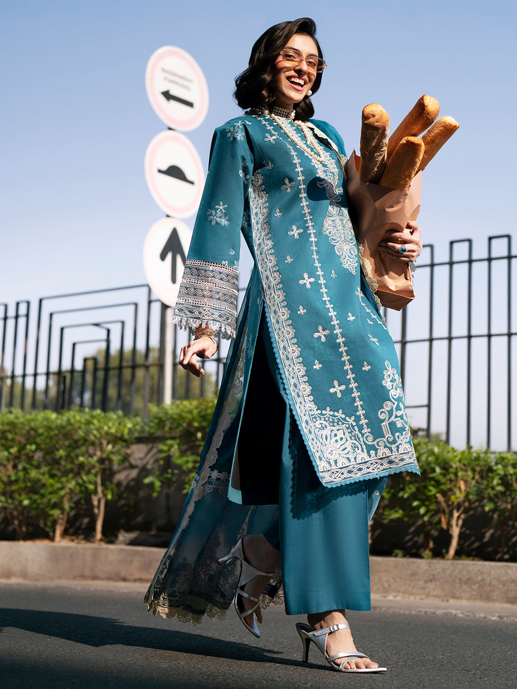 Mahnur | Broadway Luxury Lawn 26 | BW - 010 - by Libasekhas UK - Registered Vendor of : Mahnur - 100% Original Designer Dress