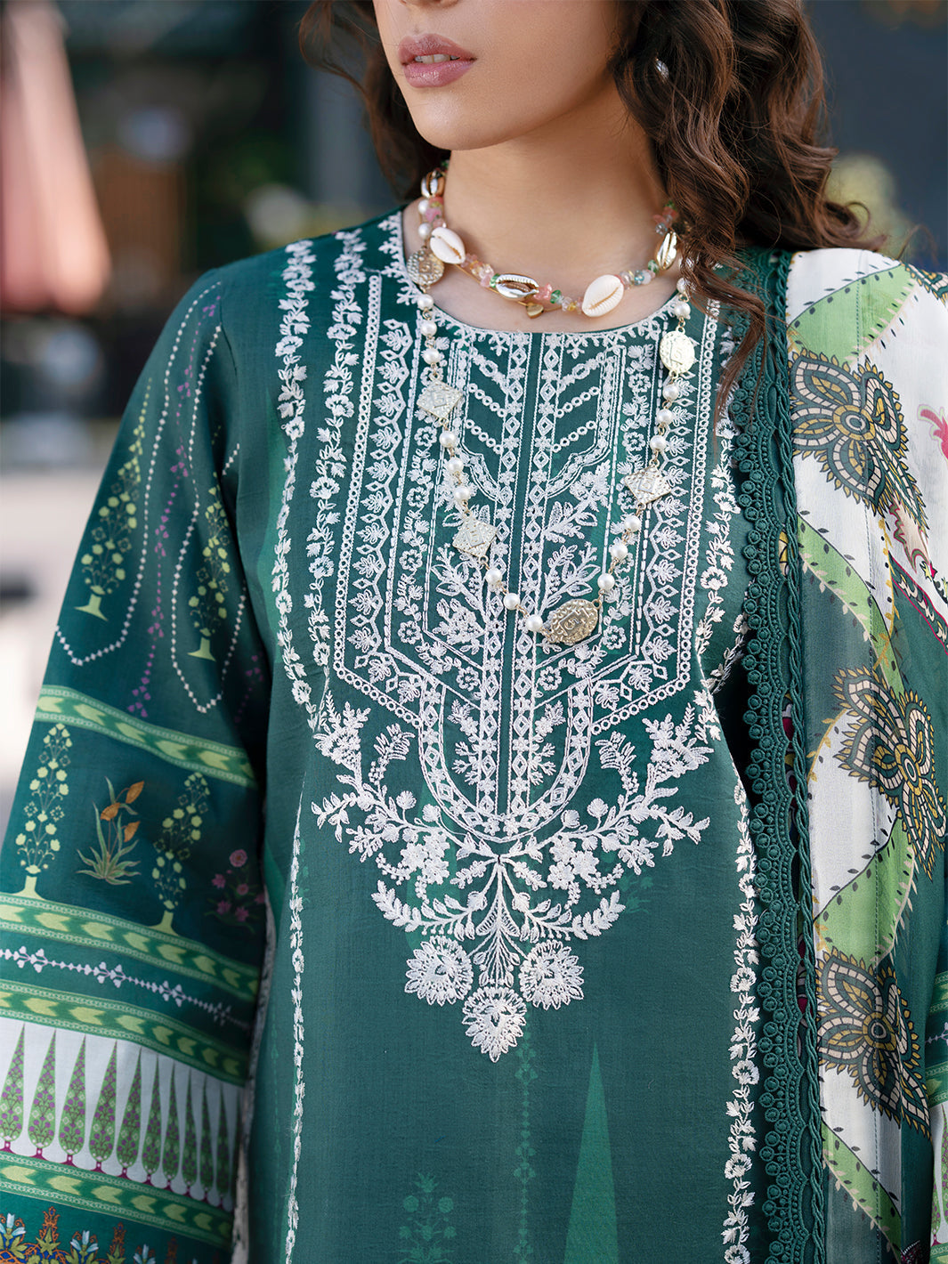 Mahnur | Broadway Luxury Lawn 26 | BW - 012 - by Libasekhas UK - Registered Vendor of : Mahnur - 100% Original Designer Dress