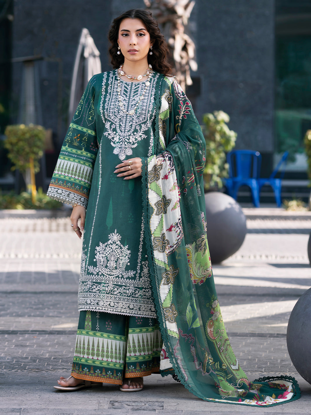 Mahnur | Broadway Luxury Lawn 26 | BW - 012 - by Libasekhas UK - Registered Vendor of : Mahnur - 100% Original Designer Dress
