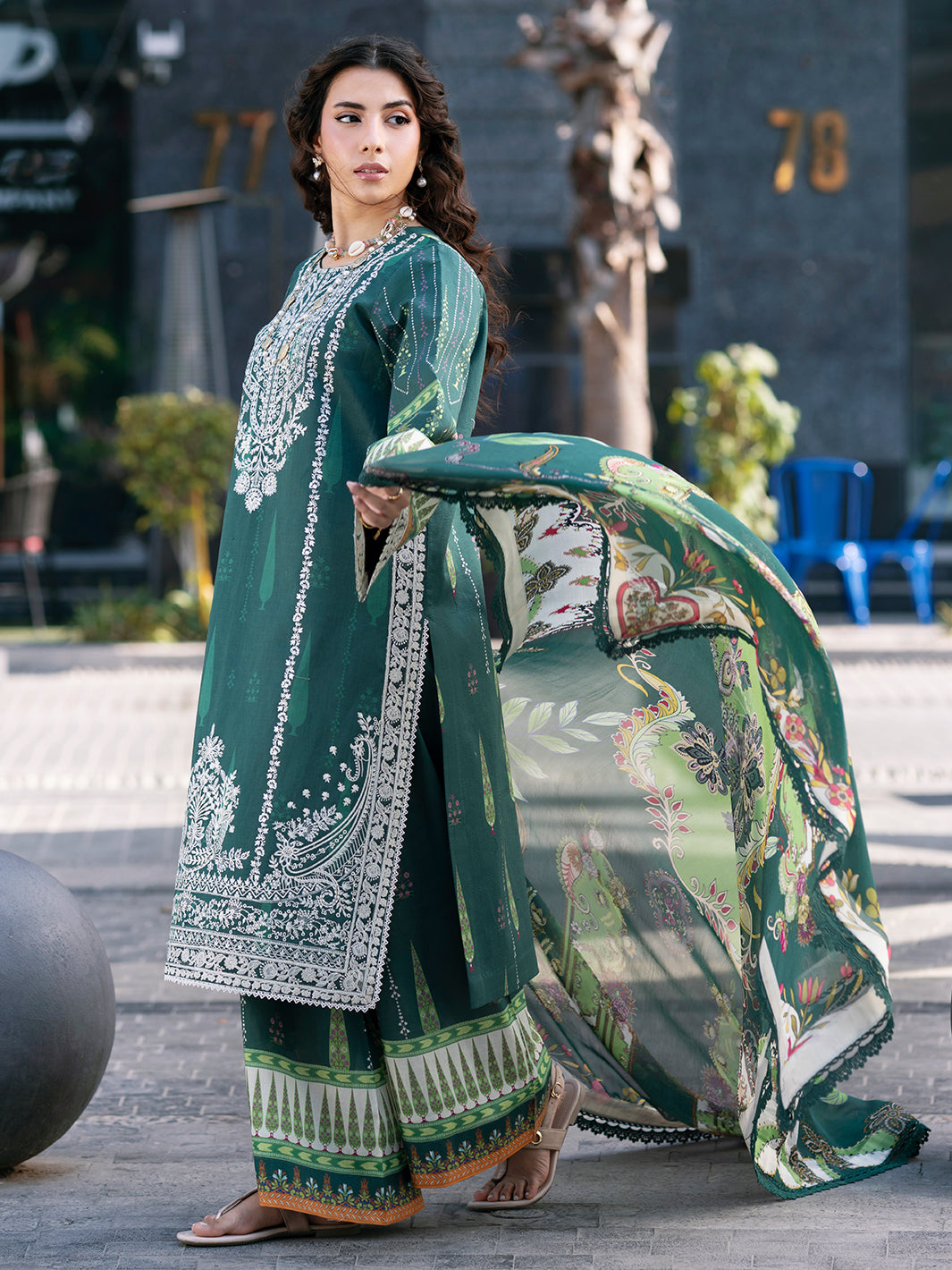 Mahnur | Broadway Luxury Lawn 26 | BW - 012 - by Libasekhas UK - Registered Vendor of : Mahnur - 100% Original Designer Dress