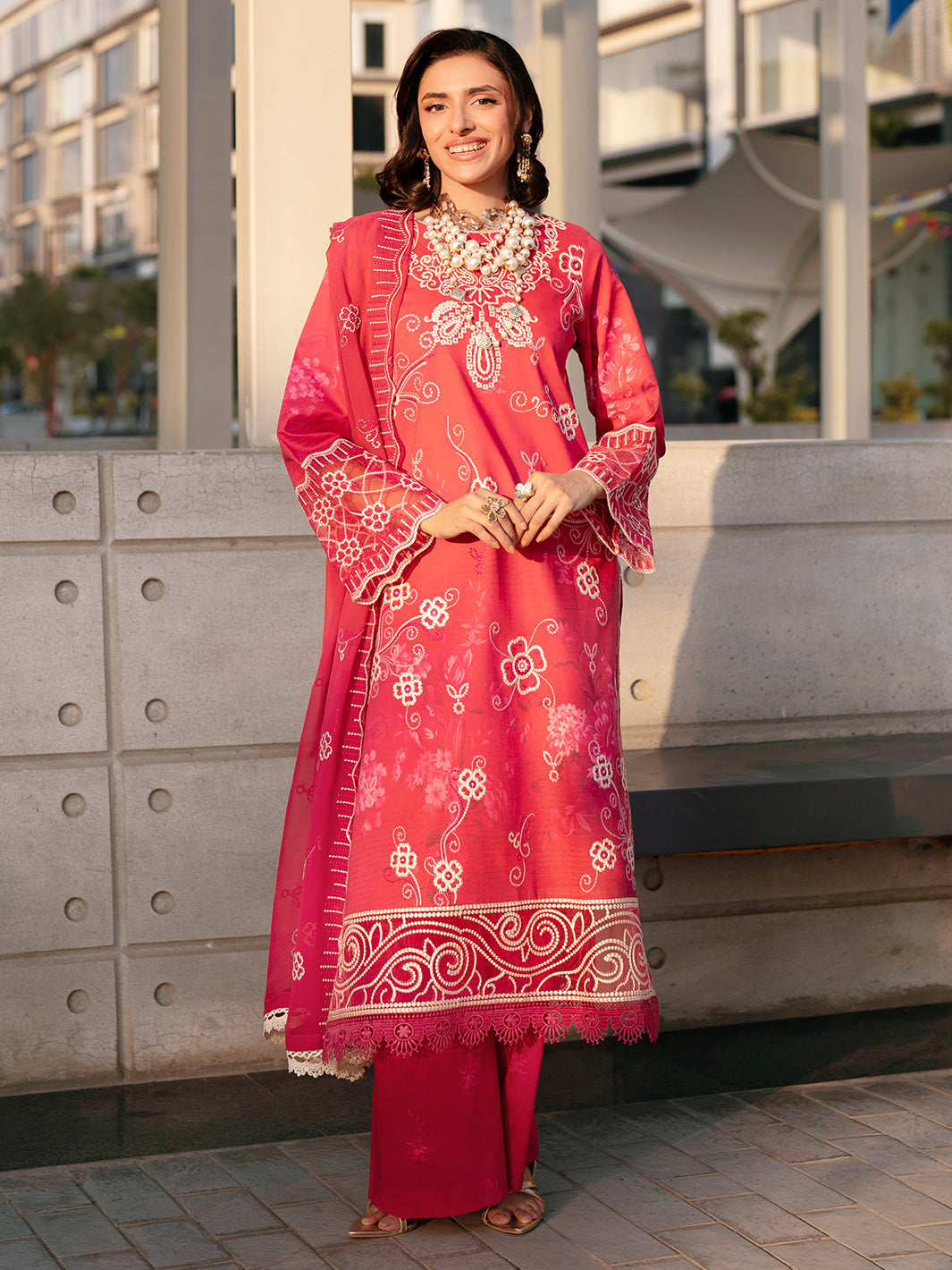 Mahnur | Broadway Luxury Lawn 26 | BW - 013 - by Libasekhas UK - Registered Vendor of : Mahnur - 100% Original Designer Dress