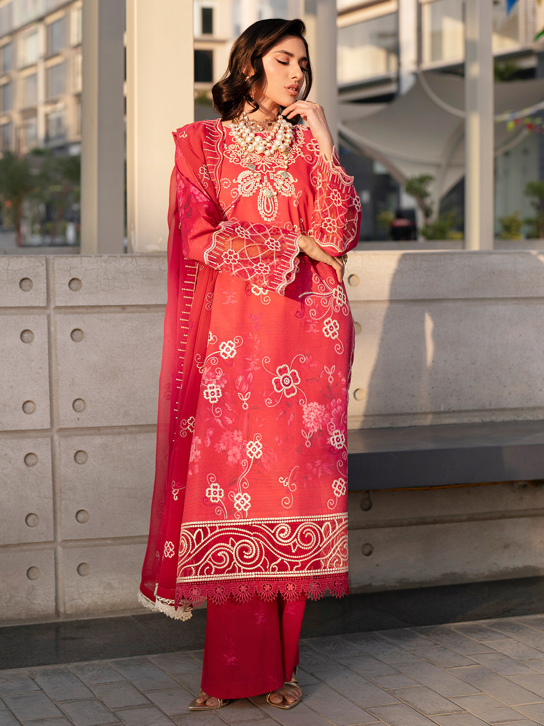 Mahnur | Broadway Luxury Lawn 26 | BW - 013 - by Libasekhas UK - Registered Vendor of : Mahnur - 100% Original Designer Dress