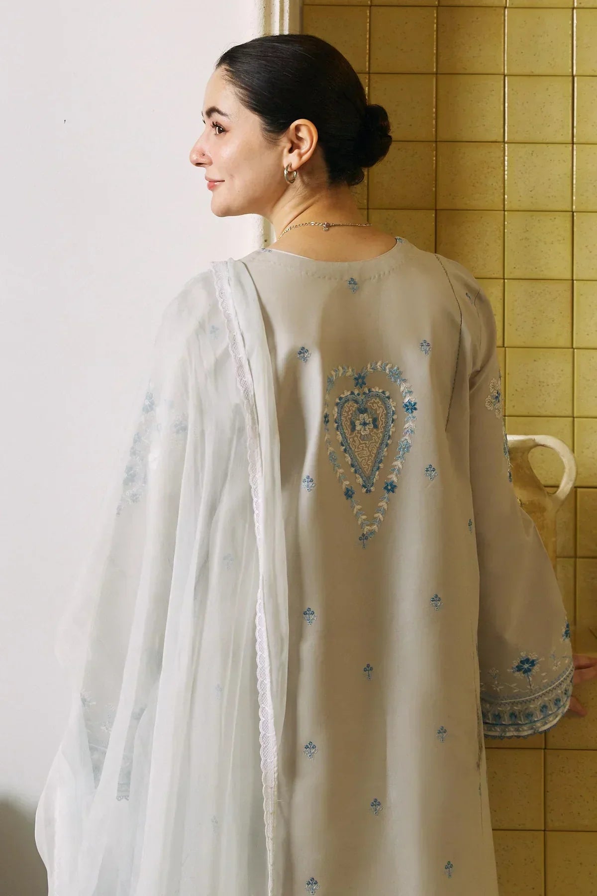 Zara Shahjahan | Coco Lawn 24 | BANO-2A - by - Libasekhas UK - Registered Vendor of : Zara Shahjahan - 100% Original Designer Dresss