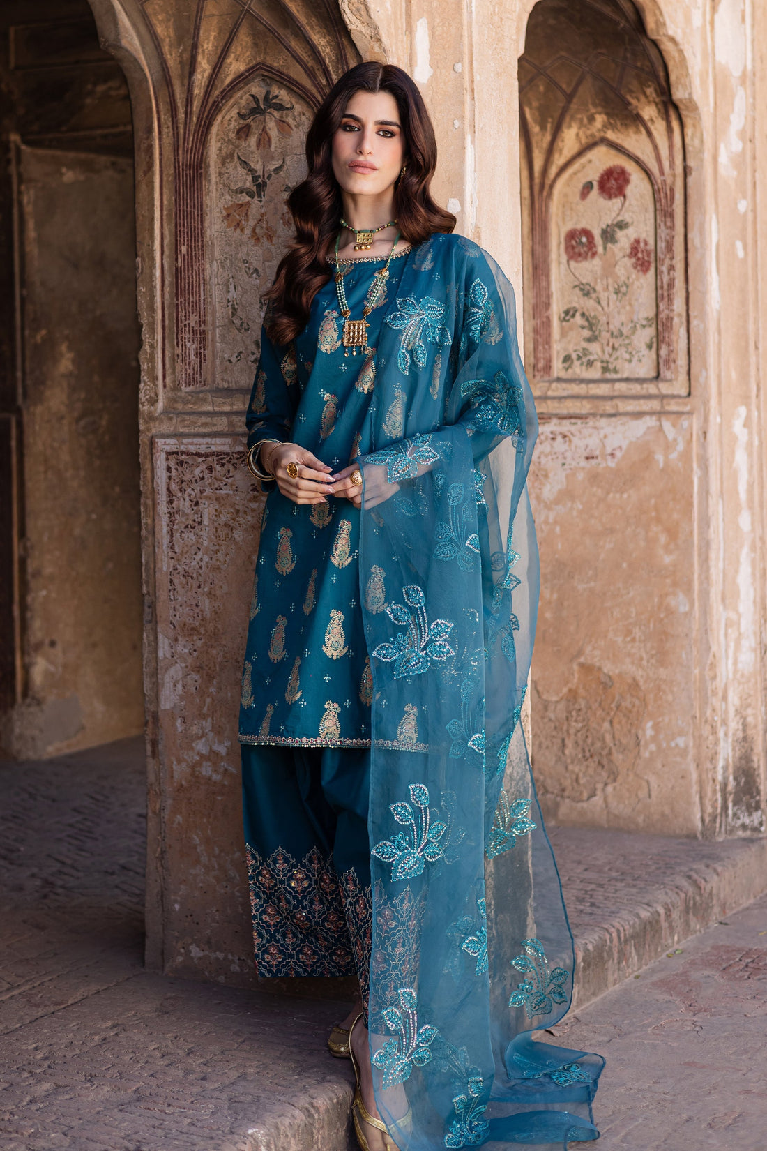Batik | Chargbagh | Crisp - by - Libasekhas UK - Registered Vendor of : Batik - 100% Original Designer Dresss