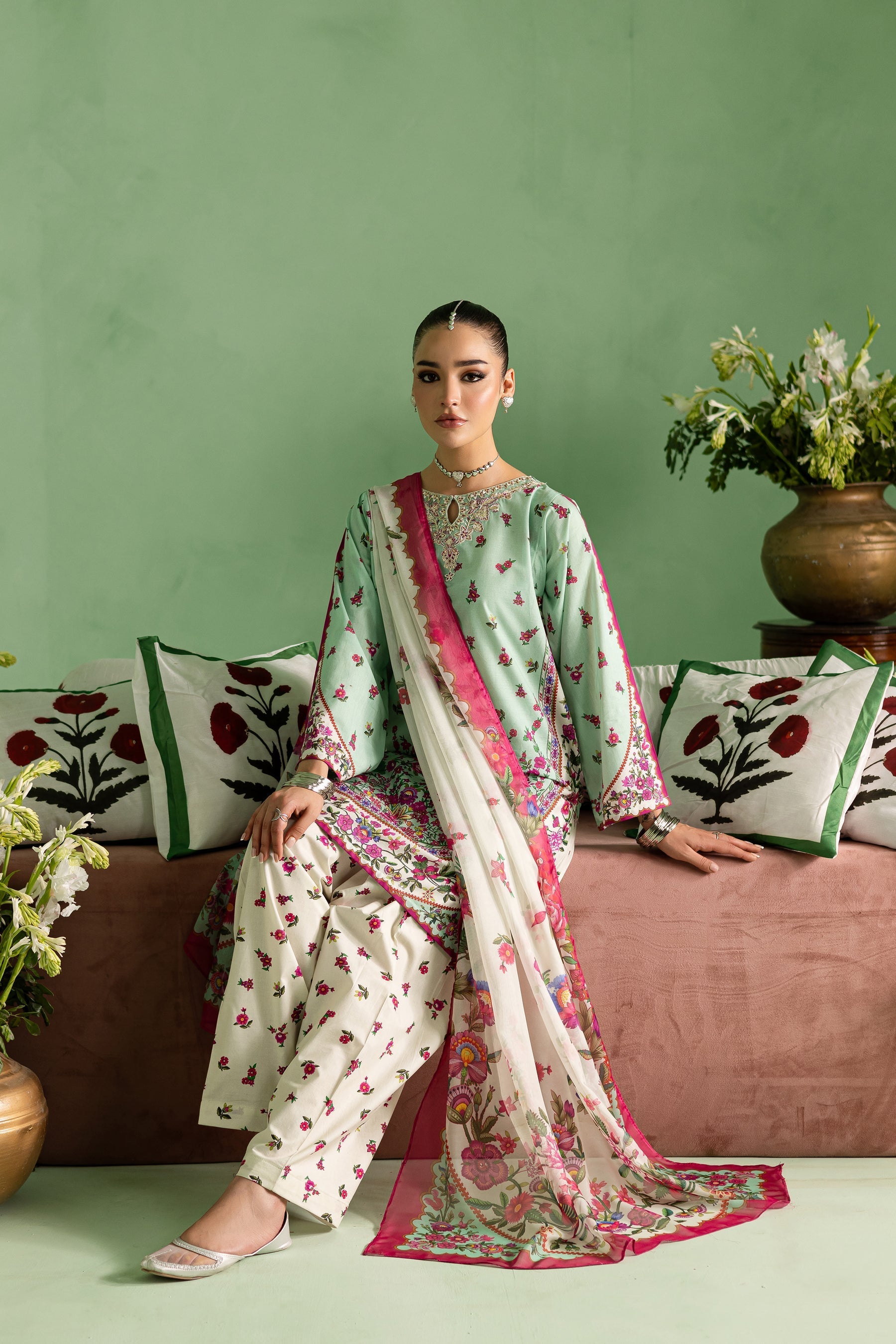 Batik | Chargbagh | Neena - by - Libasekhas UK - Registered Vendor of : Batik - 100% Original Designer Dresss