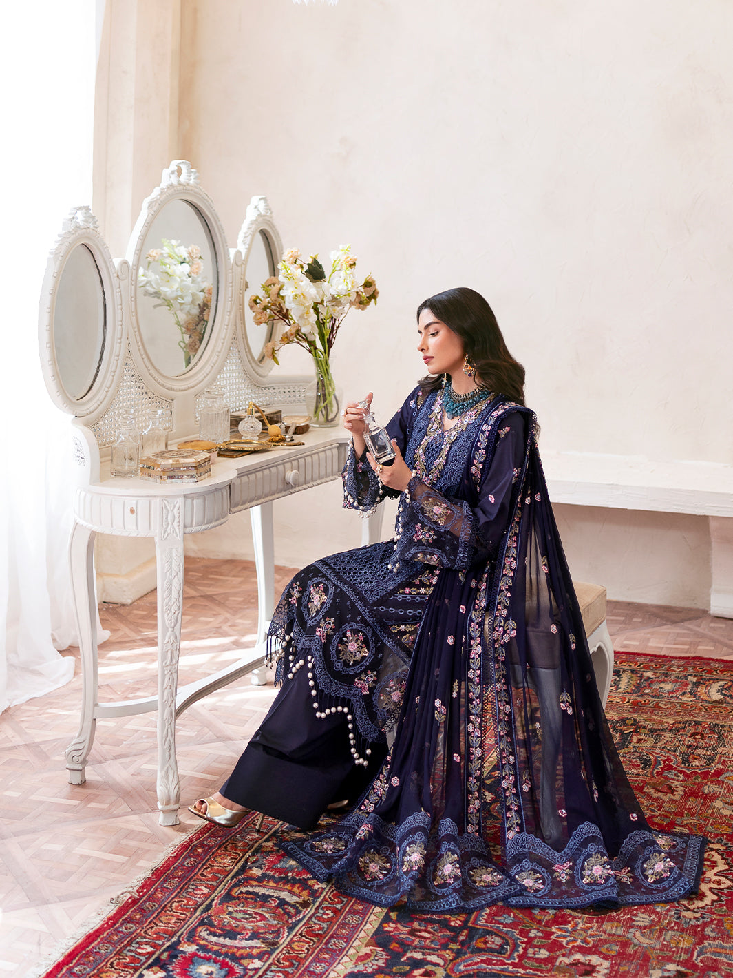 Mahnur | Sophie Luxury Lawn 25 | Blake - by - Libasekhas UK - Registered Vendor of : Mahnur - 100% Original Designer Dresss