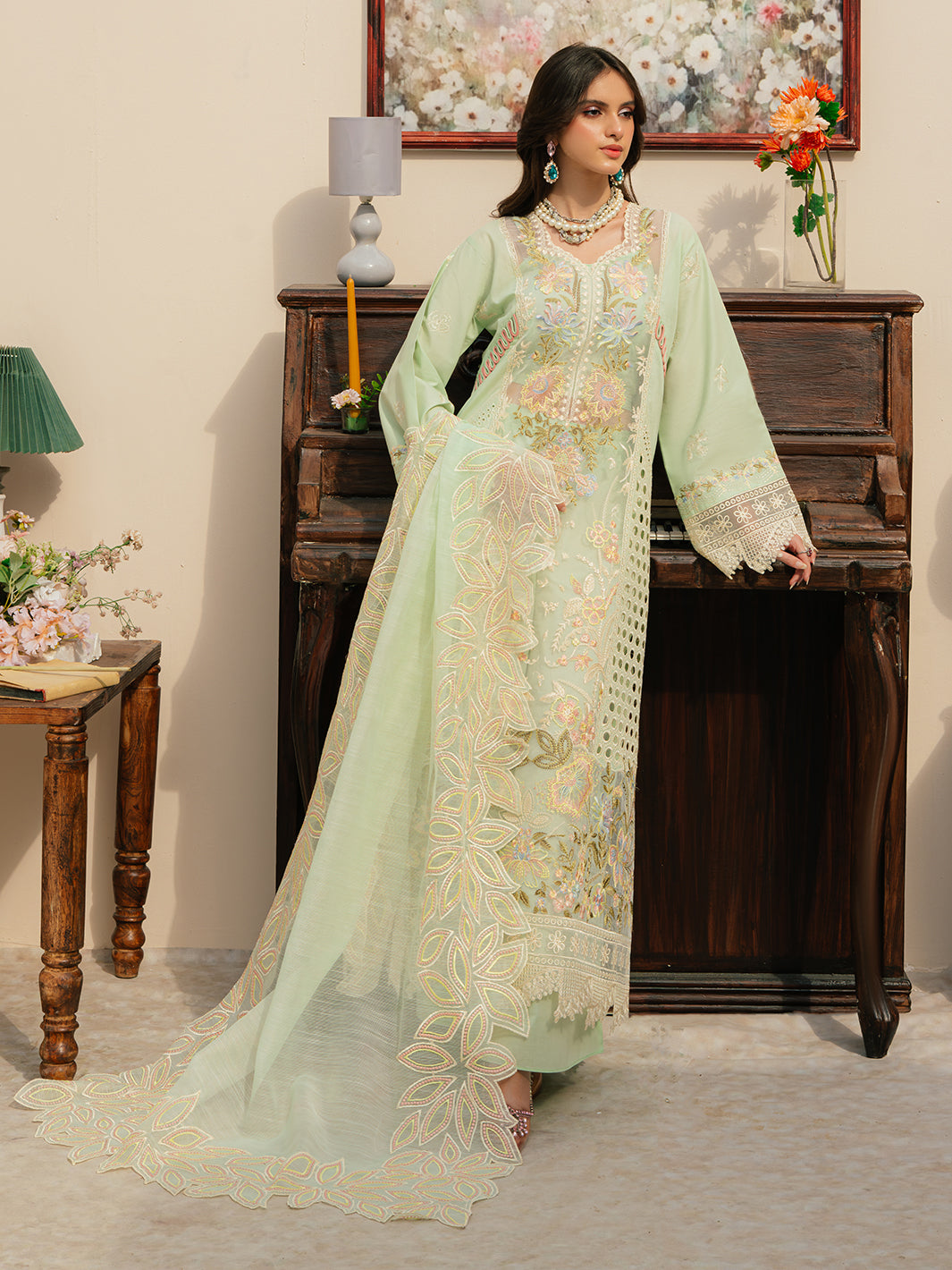 Mahnur | Allenura Luxury Lawn 24 | CAROLINE - by - Libasekhas UK - Registered Vendor of : Mahnur - 100% Original Designer Dresss