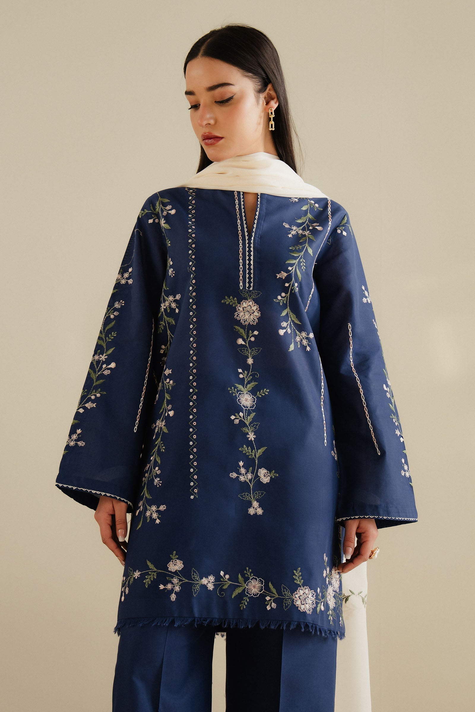 Zara Shahjahan | Eid Pret 25 | CR25P0107 - by - Libasekhas UK - Registered Vendor of : Zara Sahjahan - 100% Original Designer Dresss