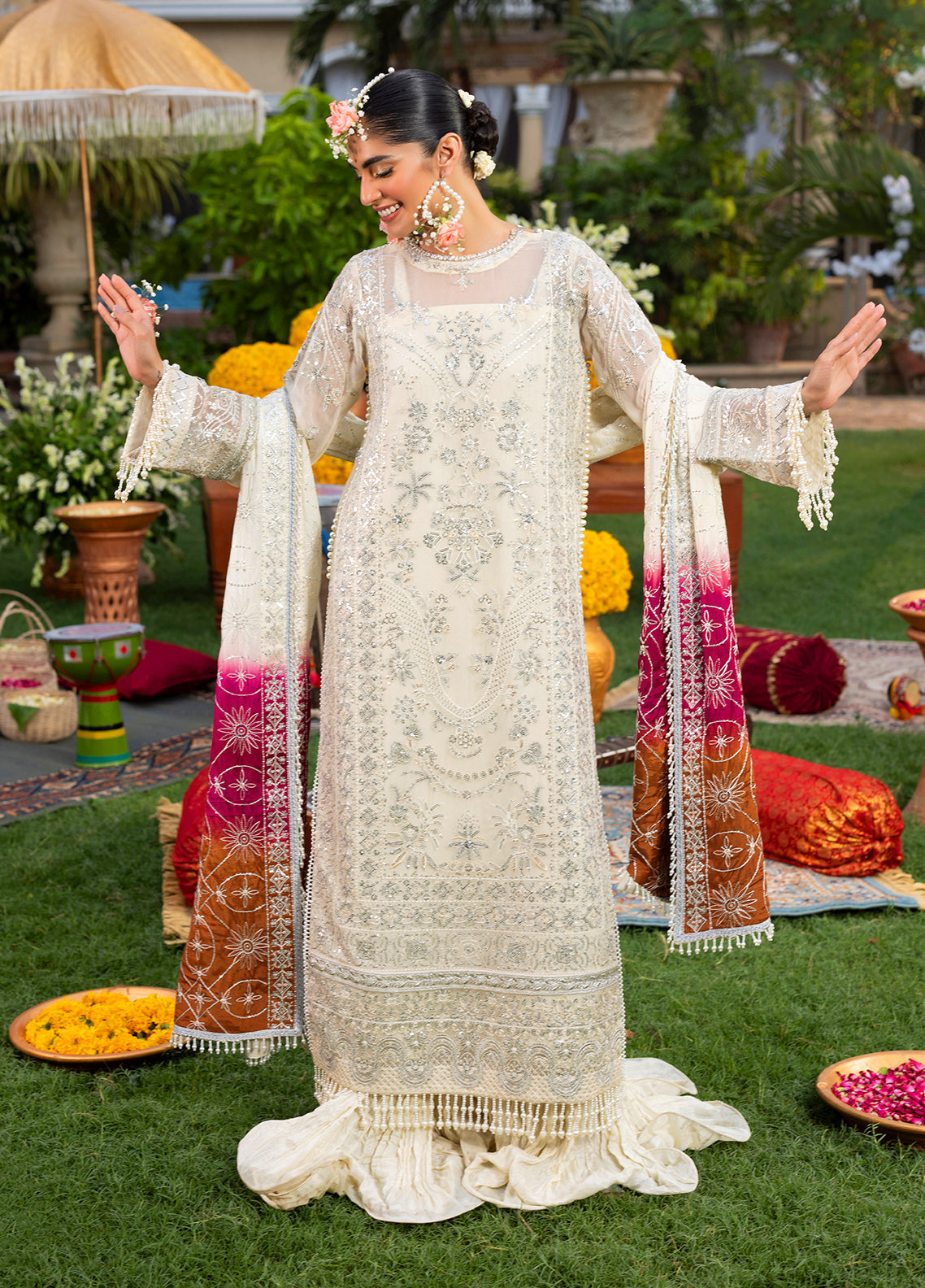 Sahane | Haye Dil Wedding Formals | CT 29007 Written in Stars - by Libasekhas UK - Registered Vendor of : Sahane - 100% Original Designer Dress