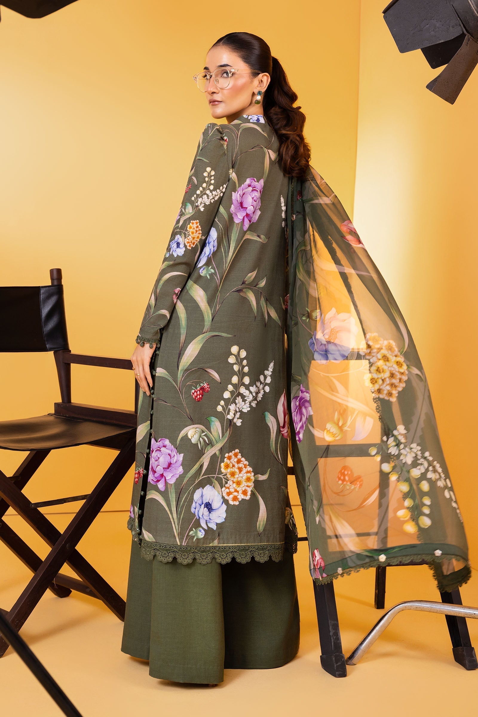 Maria B | Winter Basics 25 | MB-CUS25-1103B - by Libasekhas UK - Registered Vendor of : Maria B - 100% Original Designer Dress