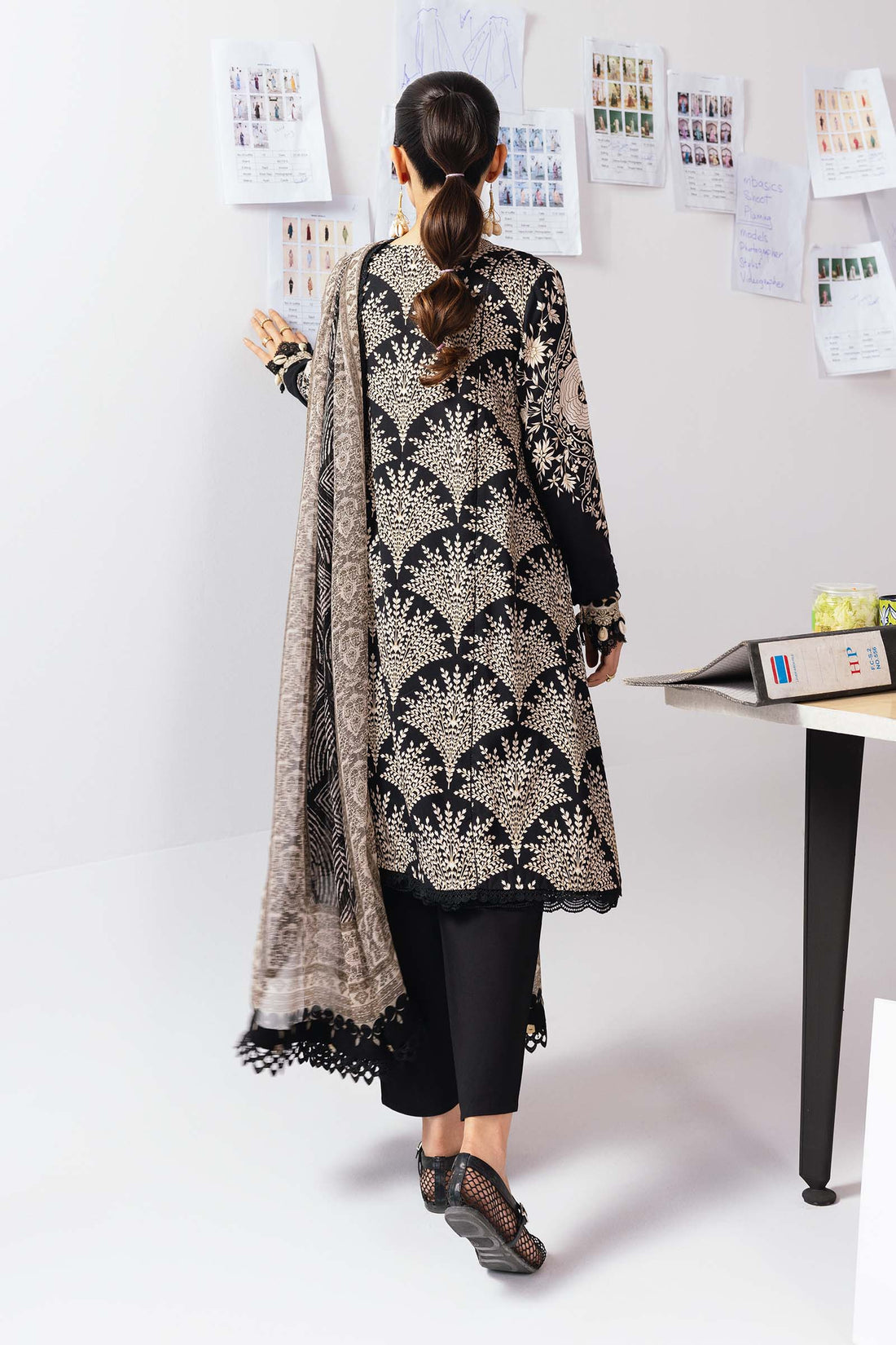 Maria B | Winter Basics 25 | MB-CUS25-1108A - by Libasekhas UK - Registered Vendor of : Maria B - 100% Original Designer Dress