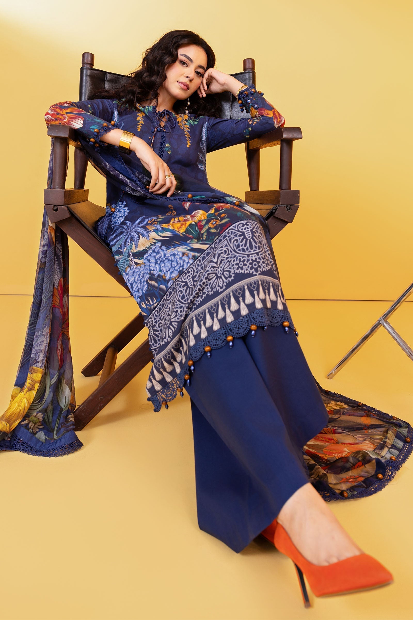 Maria B | Winter Basics 25 | MB-CUS25-1109B - by Libasekhas UK - Registered Vendor of : Maria B - 100% Original Designer Dress