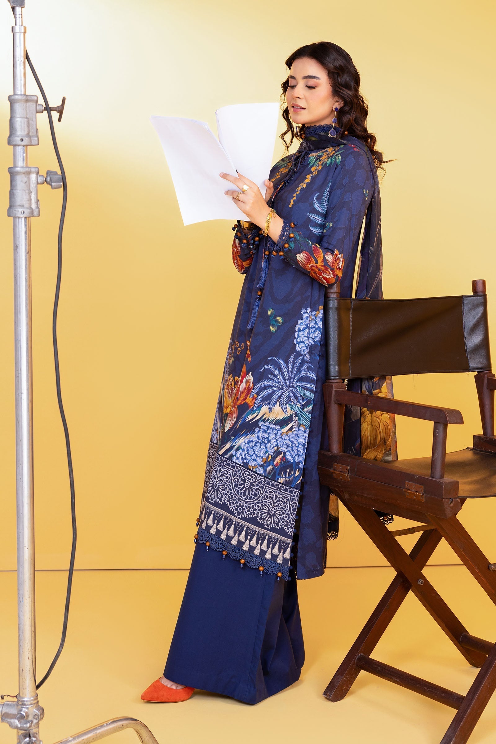 Maria B | Winter Basics 25 | MB-CUS25-1109B - by Libasekhas UK - Registered Vendor of : Maria B - 100% Original Designer Dress