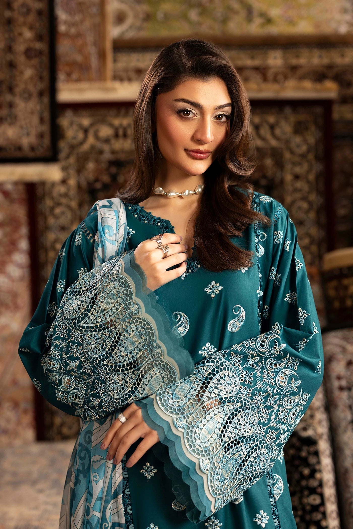 Adans Libas | Adans Chenille | CHENILLE 1691 - by Libasekhas UK - Registered Vendor of : Adans Libas - 100% Original Designer Dress