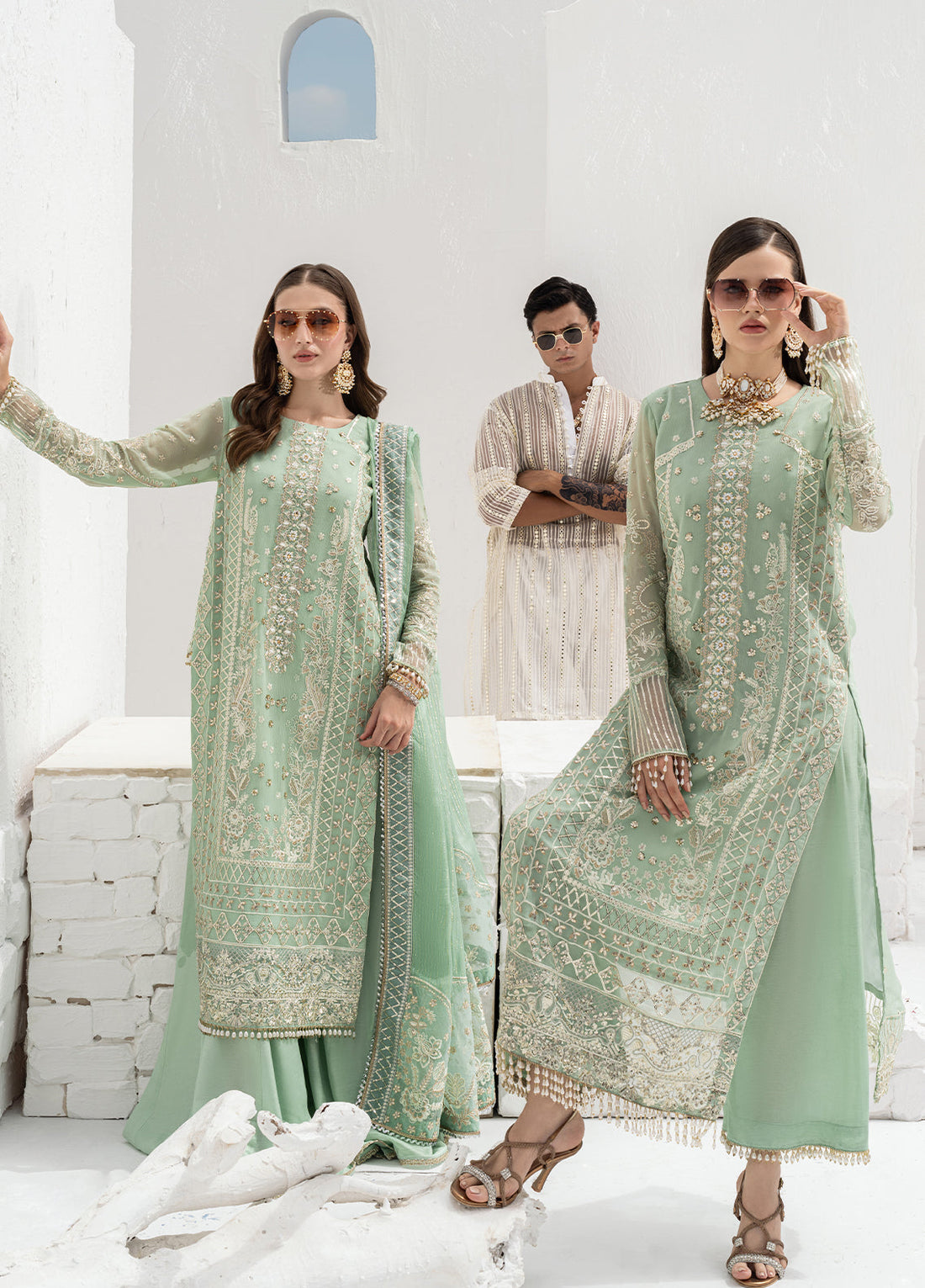 Sahane | Savoir Luxury Formals | CT-140008 Elise - Savoir - by - Libasekhas UK - Registered Vendor of : Sahane - 100% Original Designer Dresss