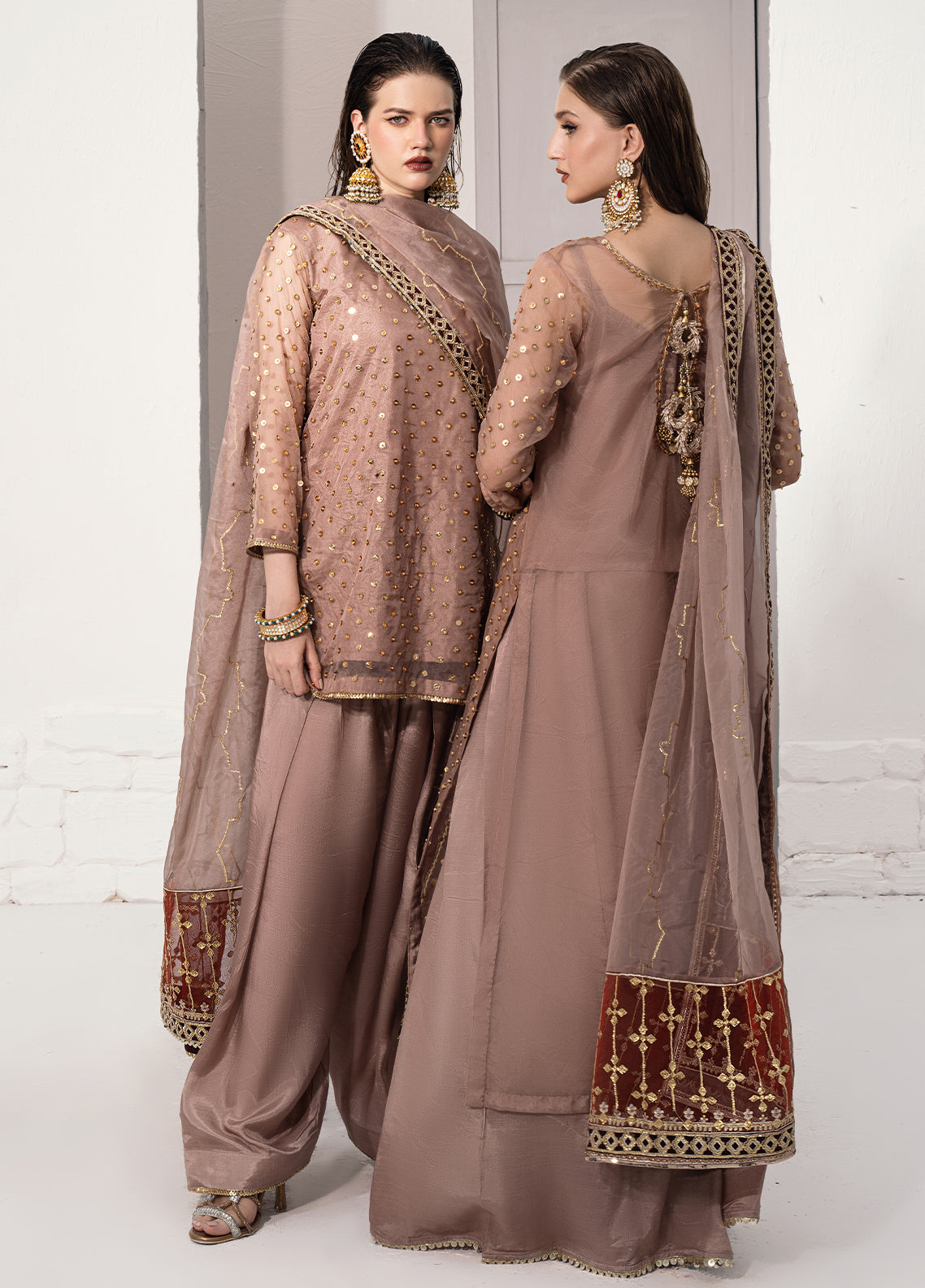 Sahane | Savoir Luxury Formals | CT-140001 Lirio - Savoir - by - Libasekhas UK - Registered Vendor of : Sahane - 100% Original Designer Dresss