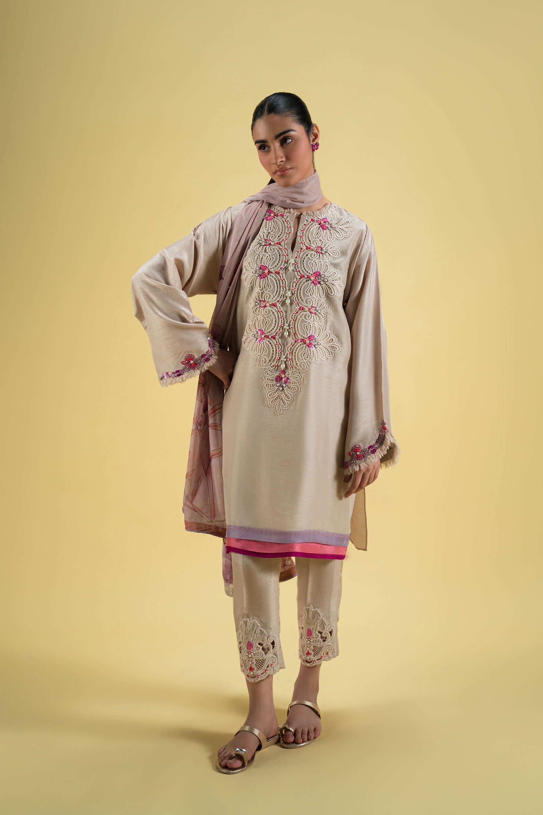 Ammara Khan | Sia 25 | D-03 - by - Libasekhas UK - Registered Vendor of : Ammara Khan - 100% Original Designer Dresss