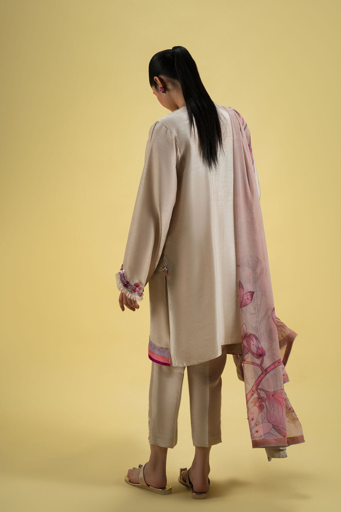 Ammara Khan | Sia 25 | D-03 - by - Libasekhas UK - Registered Vendor of : Ammara Khan - 100% Original Designer Dresss
