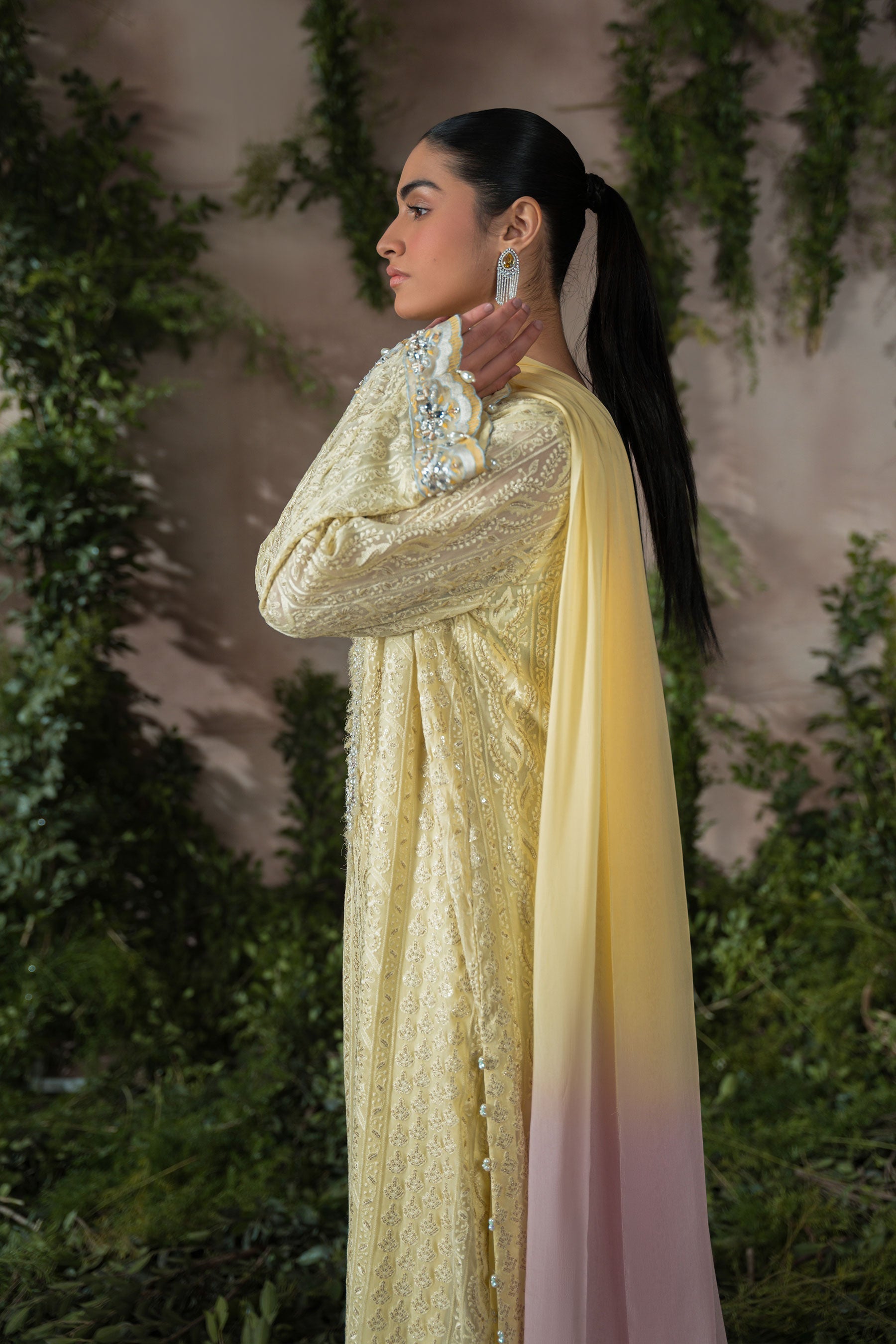 Ammara Khan | Sia 25 | D-09 - by - Libasekhas UK - Registered Vendor of : Ammara Khan - 100% Original Designer Dresss