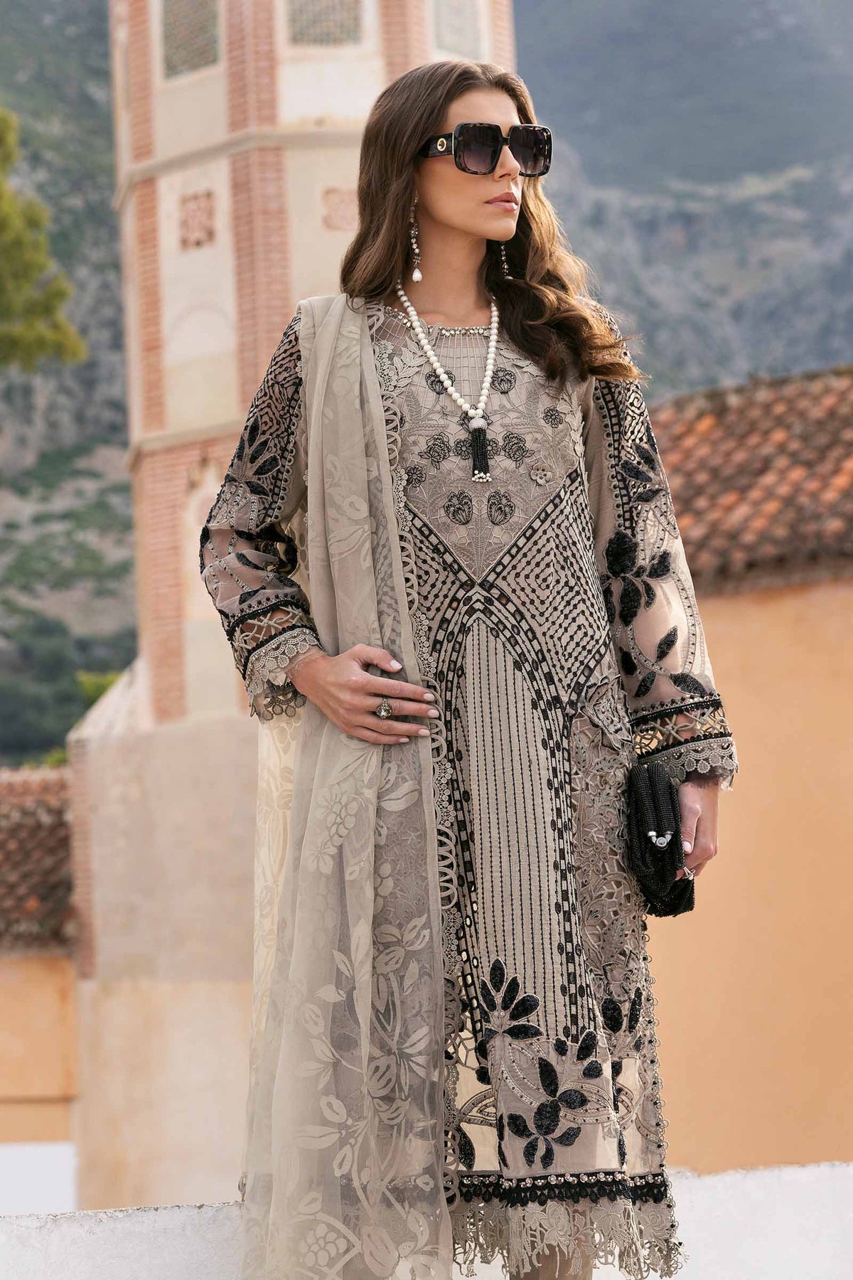 Maria B | Luxury Lawn 25 | D-2510-B - by - Libasekhas UK - Registered Vendor of : Maria B - 100% Original Designer Dresss