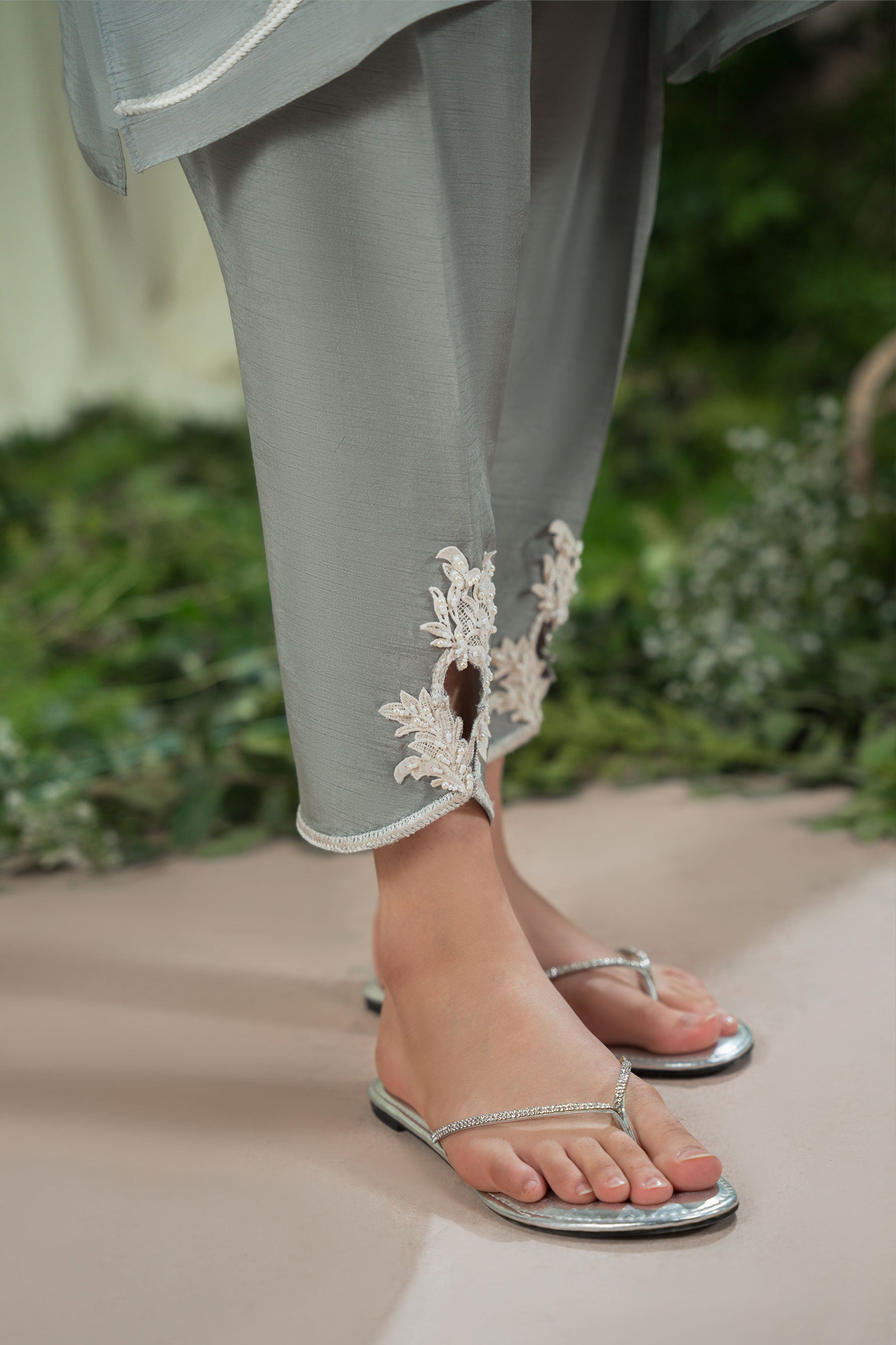 Ammara Khan | Sia 25 | D-11-A - by - Libasekhas UK - Registered Vendor of : Ammara Khan - 100% Original Designer Dresss