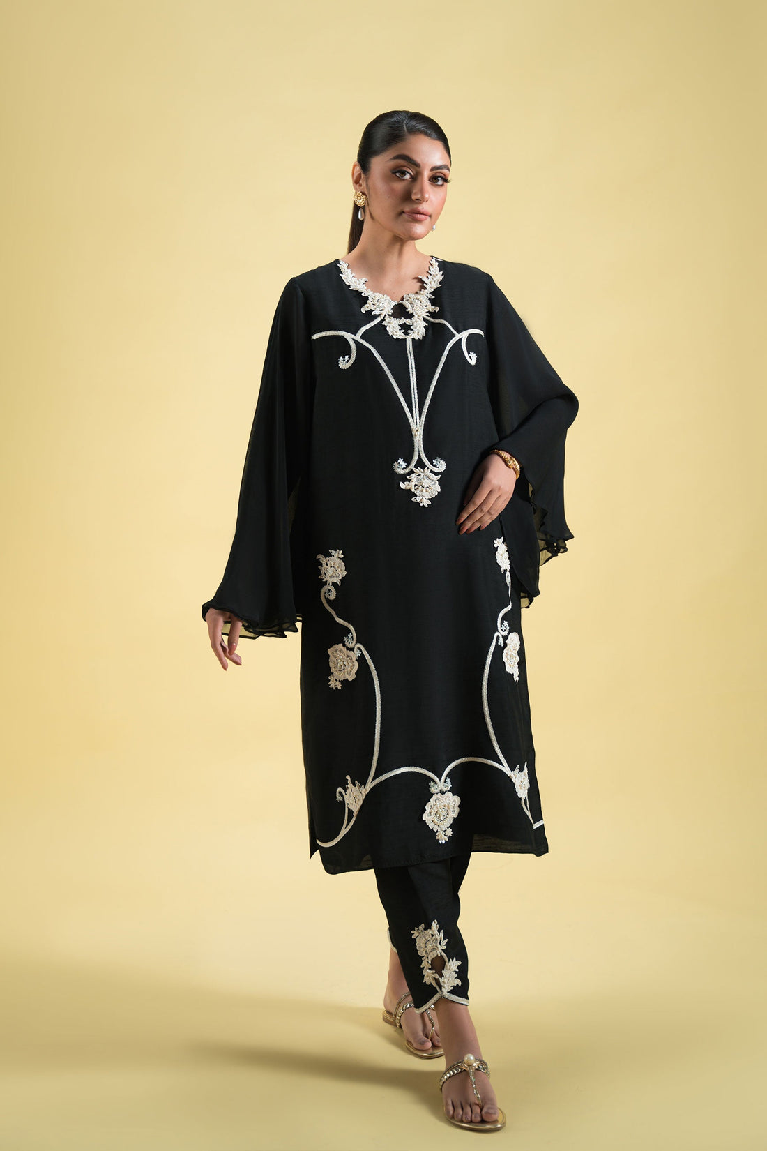 Ammara Khan | Sia 25 | D-11-B - by - Libasekhas UK - Registered Vendor of : Ammara Khan - 100% Original Designer Dresss