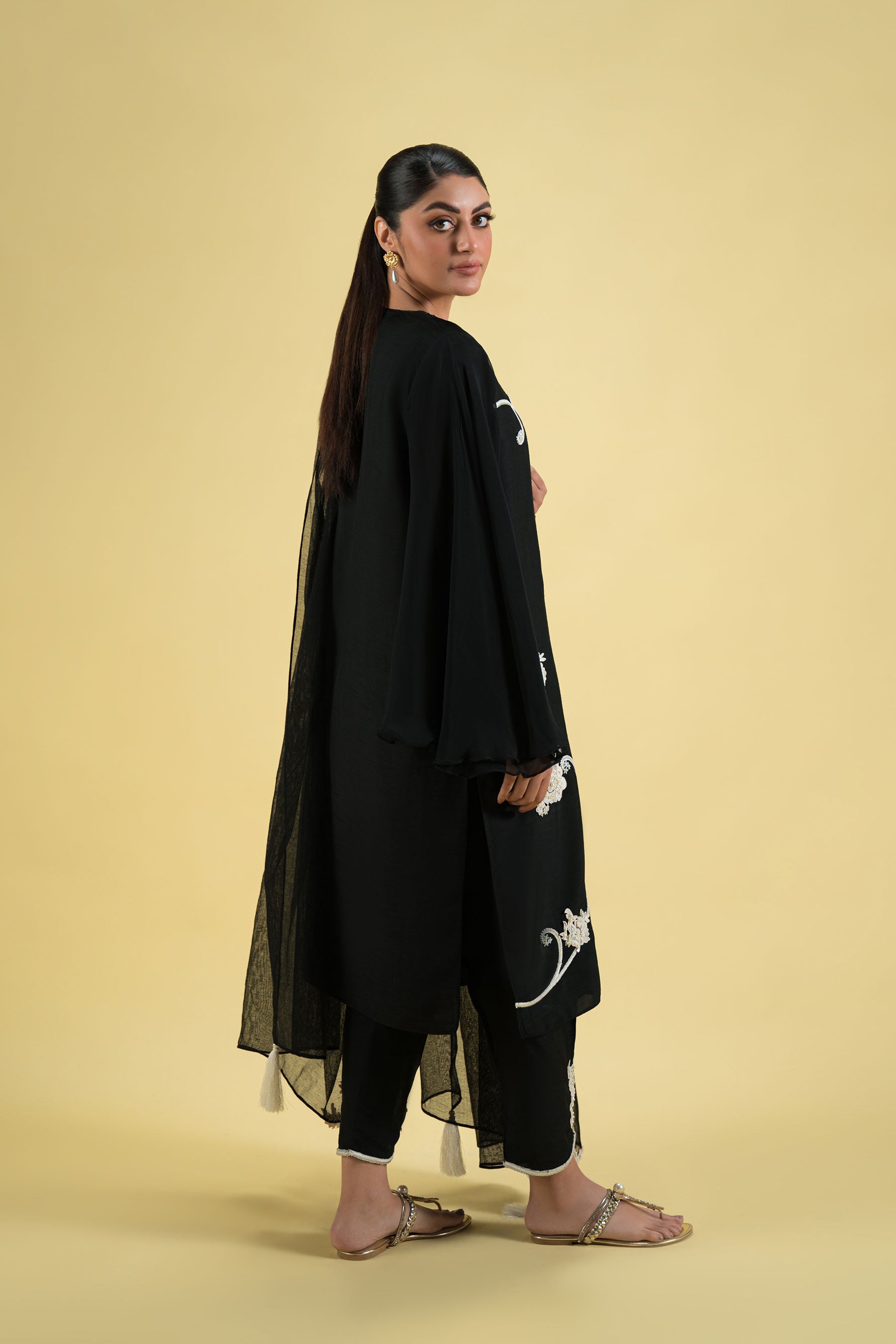 Ammara Khan | Sia 25 | D-11-B - by - Libasekhas UK - Registered Vendor of : Ammara Khan - 100% Original Designer Dresss