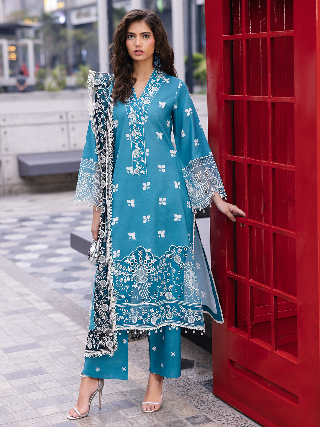 Mahnur | Broadway Luxury Lawn 25 | Scarlet - by - Libasekhas UK - Registered Vendor of : Mahnur - 100% Original Designer Dresss