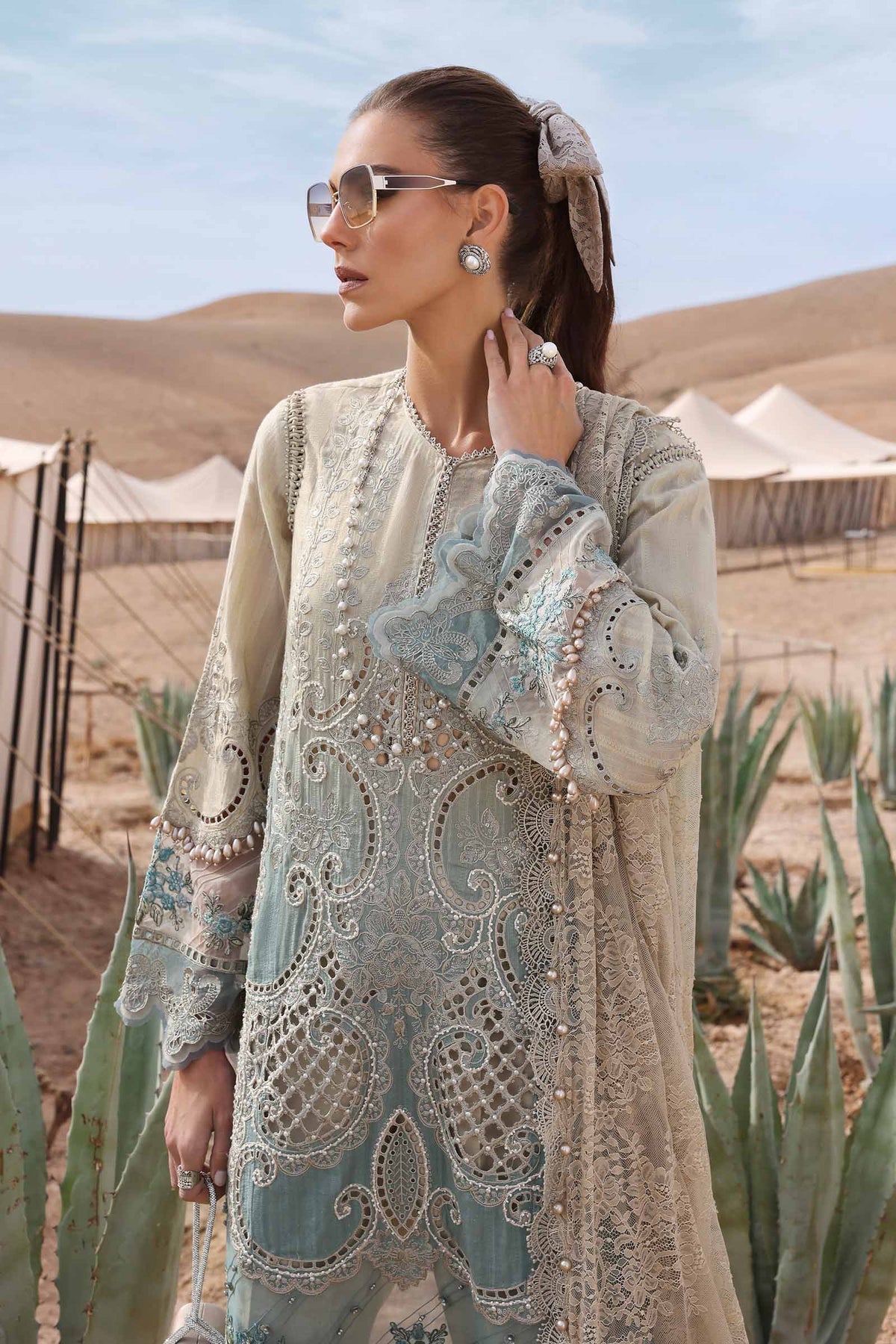 Maria B | Luxury Lawn 25 | D-2515-B - by - Libasekhas UK - Registered Vendor of : Maria B - 100% Original Designer Dresss