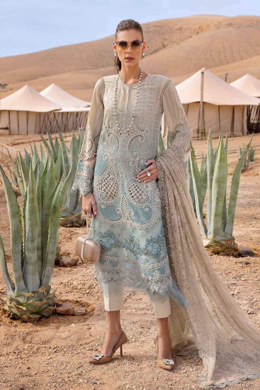 Maria B | Luxury Lawn 25 | D-2515-B - by - Libasekhas UK - Registered Vendor of : Maria B - 100% Original Designer Dresss