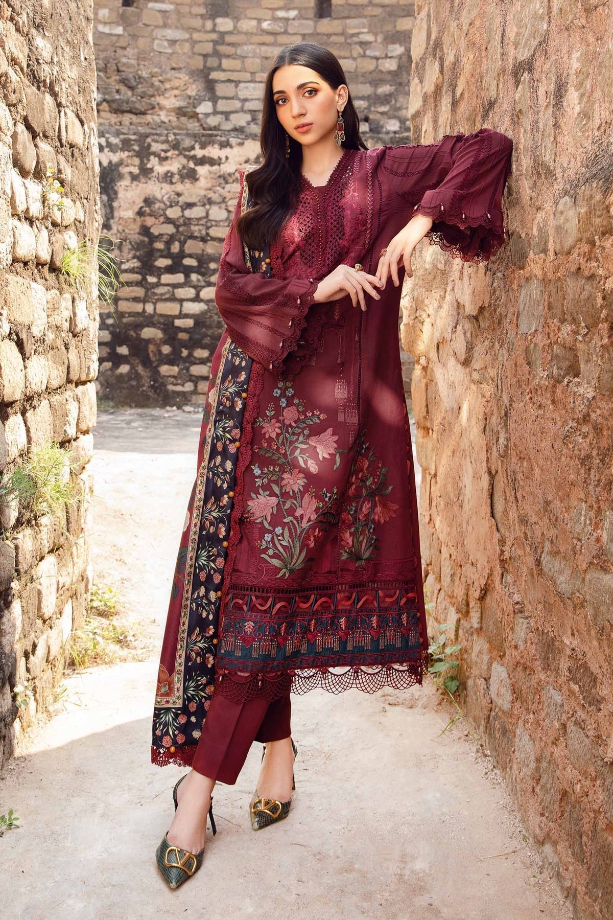 Maria B | M Prints Winter 24 | MPT-2401-B - by - Libasekhas UK - Registered Vendor of : Maria B - 100% Original Designer Dresss