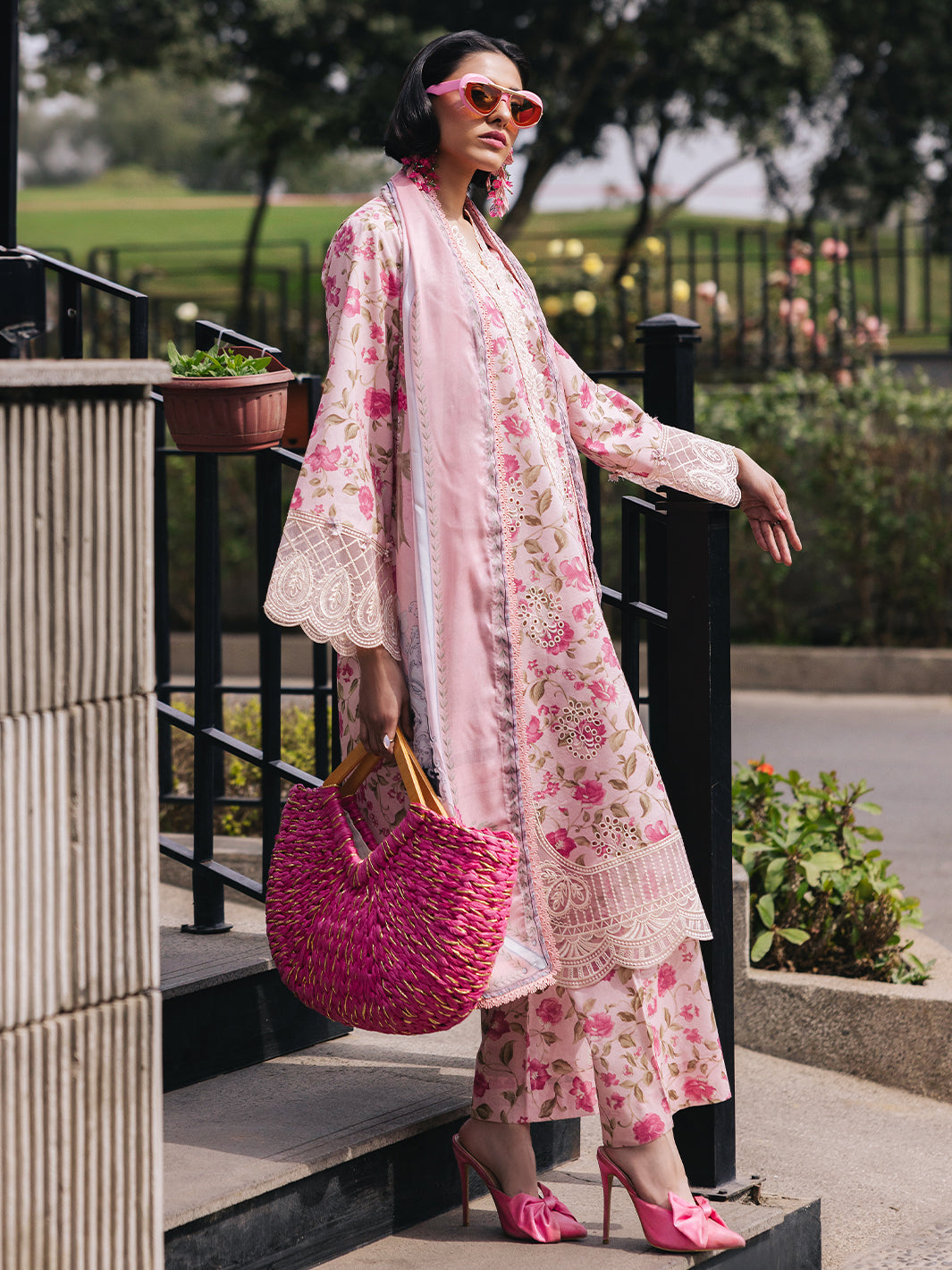 Mahnur | Broadway Luxury Lawn 25 | Lotus - by - Libasekhas UK - Registered Vendor of : Mahnur - 100% Original Designer Dresss