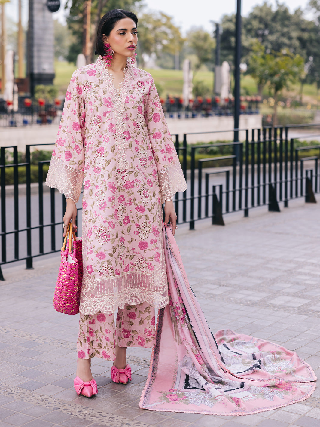 Mahnur | Broadway Luxury Lawn 25 | Lotus - by - Libasekhas UK - Registered Vendor of : Mahnur - 100% Original Designer Dresss