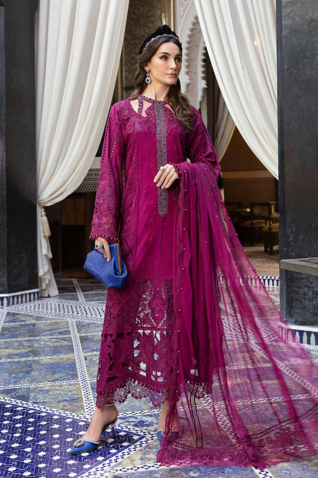 Maria B | Luxury Lawn 25 | D-2502-B - by - Libasekhas UK - Registered Vendor of : Maria B - 100% Original Designer Dresss