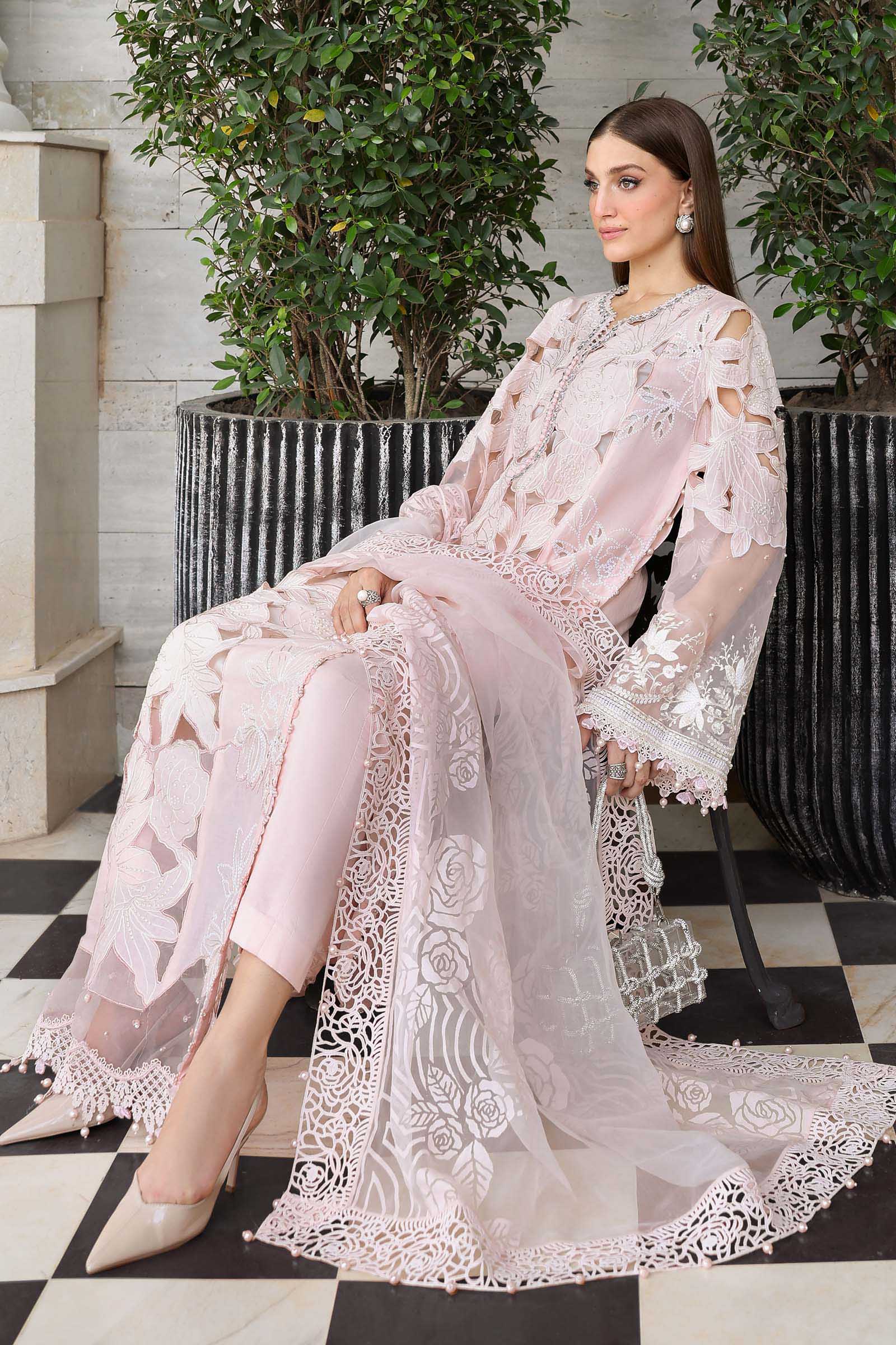 Maria B | luxury Lawn 26 | EL-26-02 - by Libasekhas UK - Registered Vendor of : Maria B - 100% Original Designer Dress