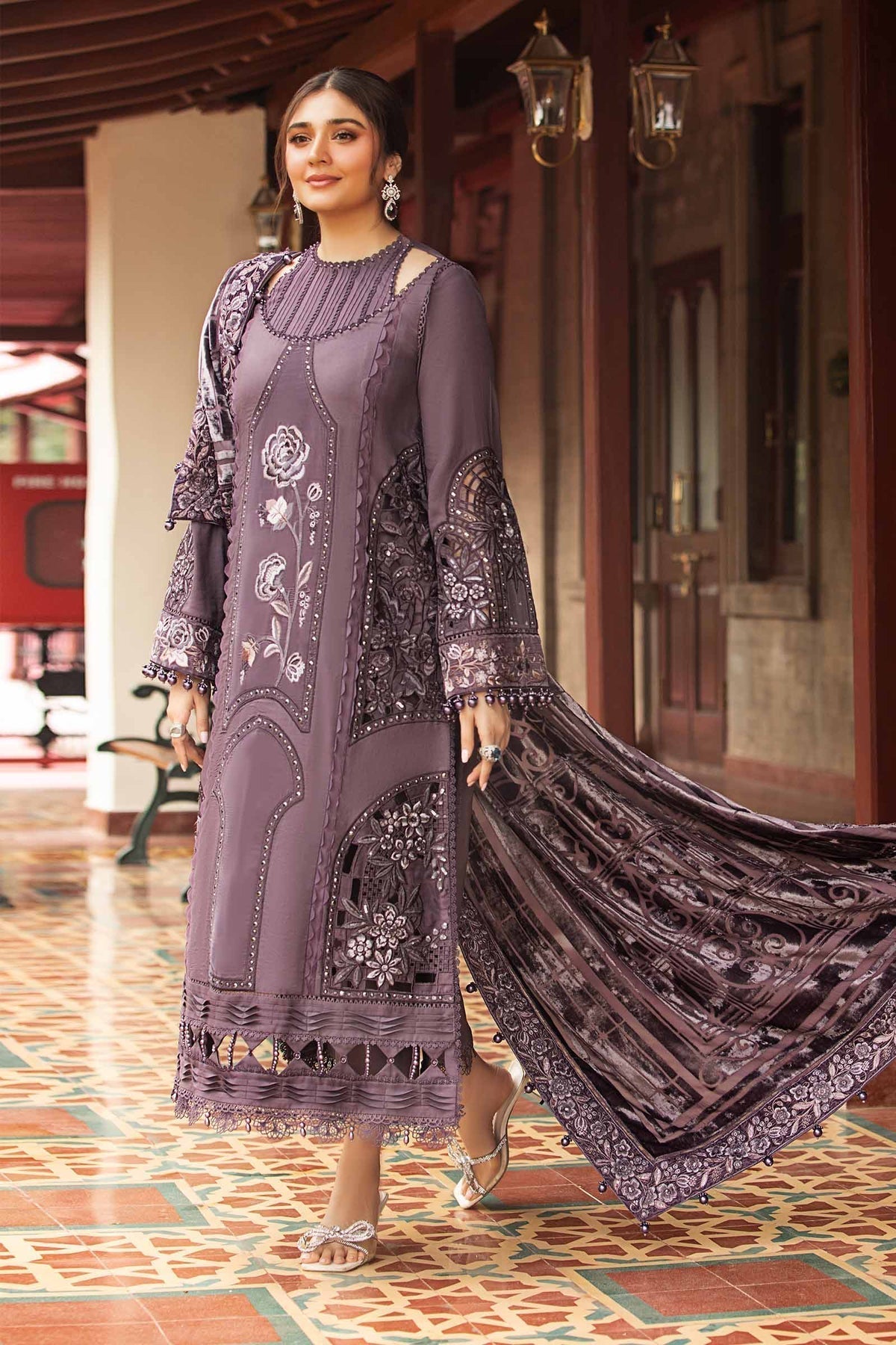 Maria B | Winter Luxe 24 | Velvet DL-1202 - by - Libasekhas UK - Registered Vendor of : Maria B - 100% Original Designer Dresss