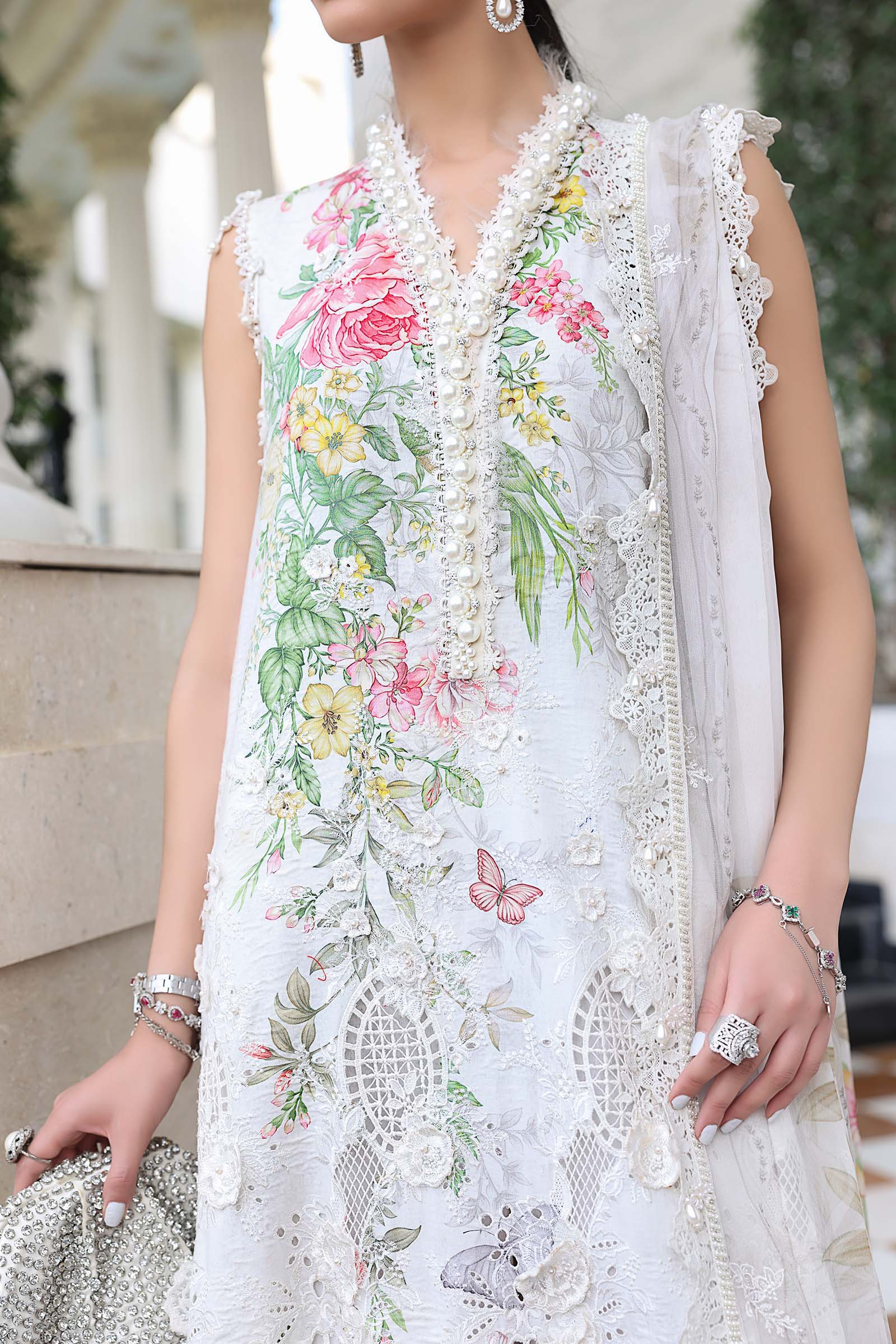 Maria B | Luxury Lawn 26 | EL-26-03 - by Libasekhas UK - Registered Vendor of : Maria B - 100% Original Designer Dress