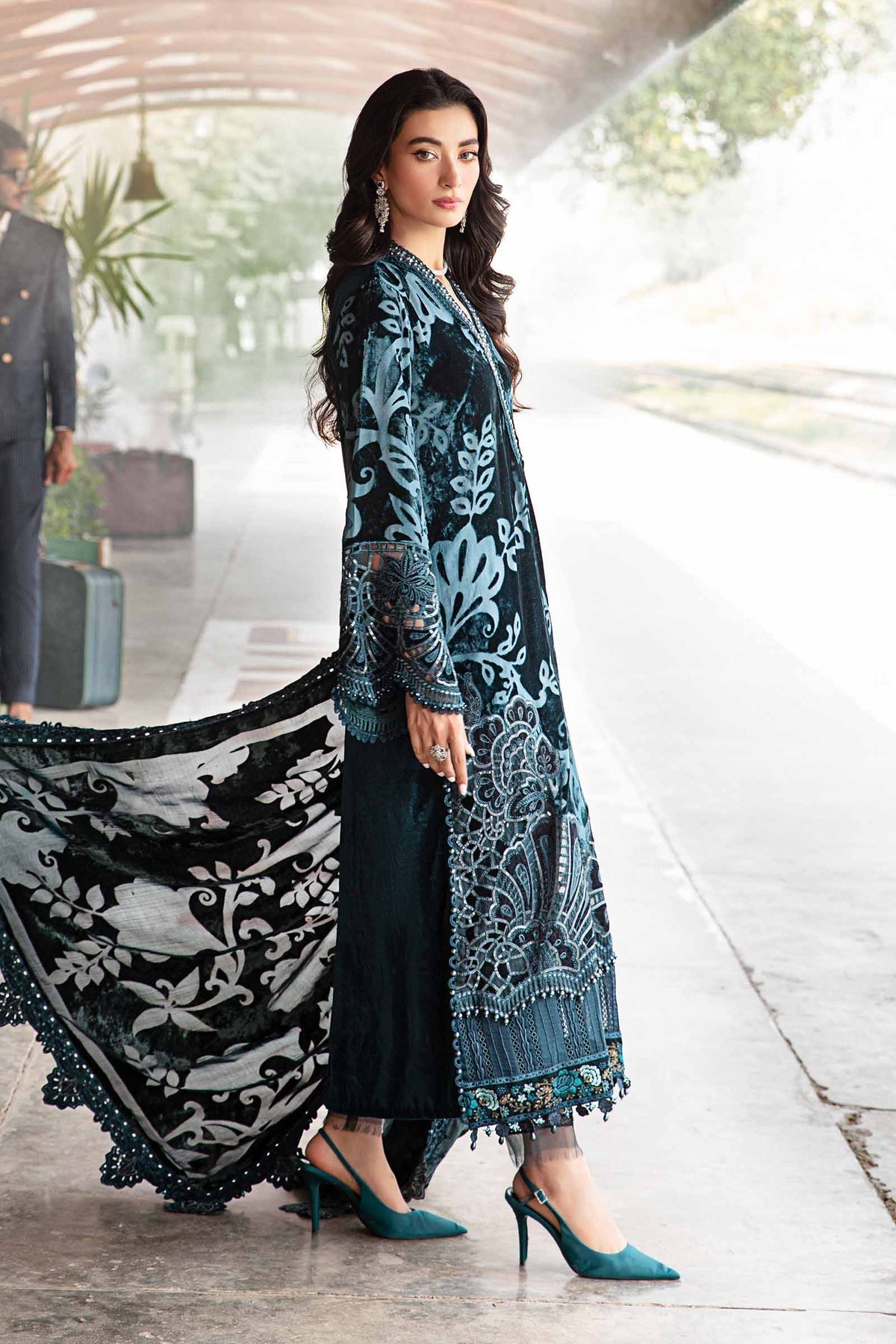 Maria B | Winter Luxe 24 | Velvet DL-1203 - by - Libasekhas UK - Registered Vendor of : Maria B - 100% Original Designer Dresss