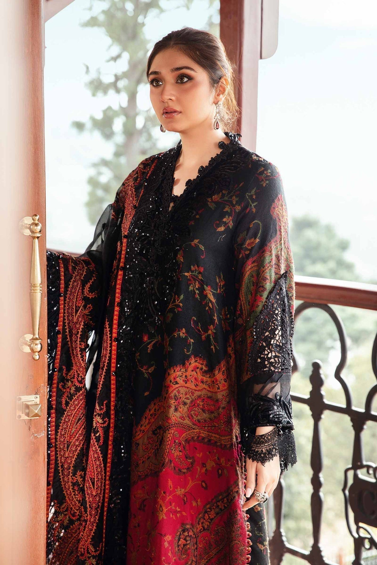 Maria B | Winter Luxe 24 | Velvet DL-1204 - by - Libasekhas UK - Registered Vendor of : Maria B - 100% Original Designer Dresss