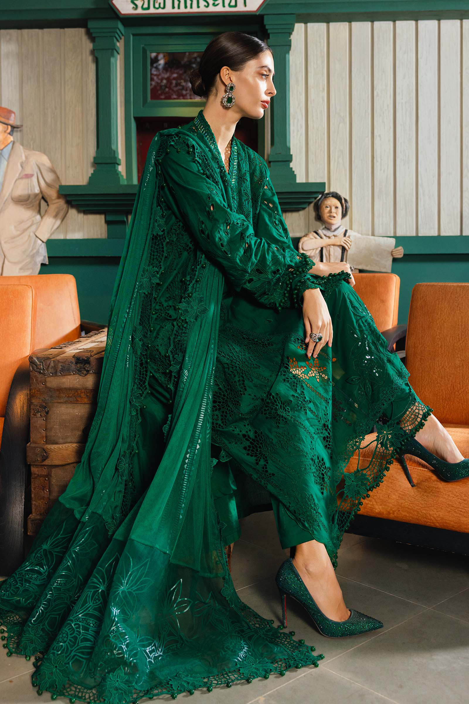 Maria B | luxury Lawn 26 | EL-26-04 - by Libasekhas UK - Registered Vendor of : Maria B - 100% Original Designer Dress