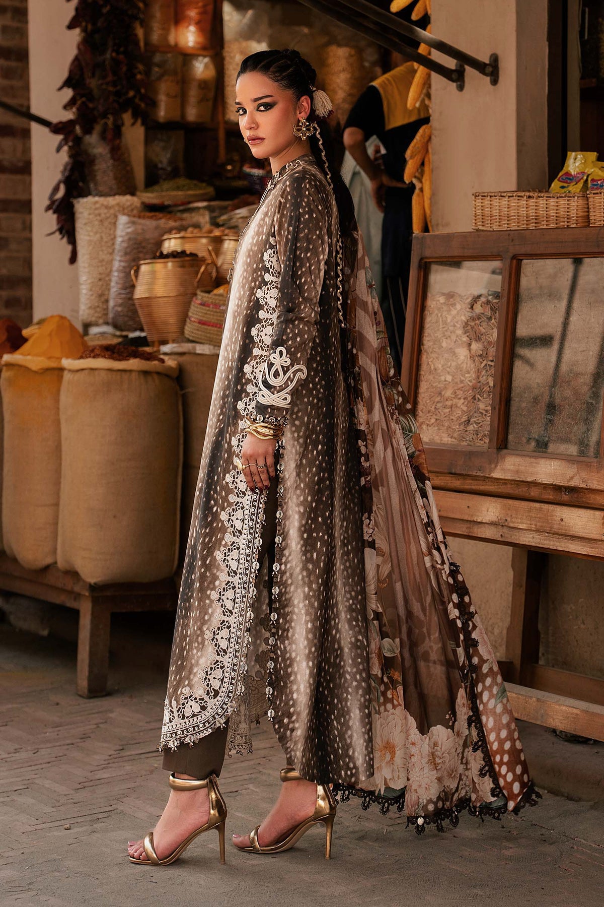 Maria B | M Prints Winter Fall 2026 | MPT-3105-B - by Libasekhas UK - Registered Vendor of : Maria B - 100% Original Designer Dress
