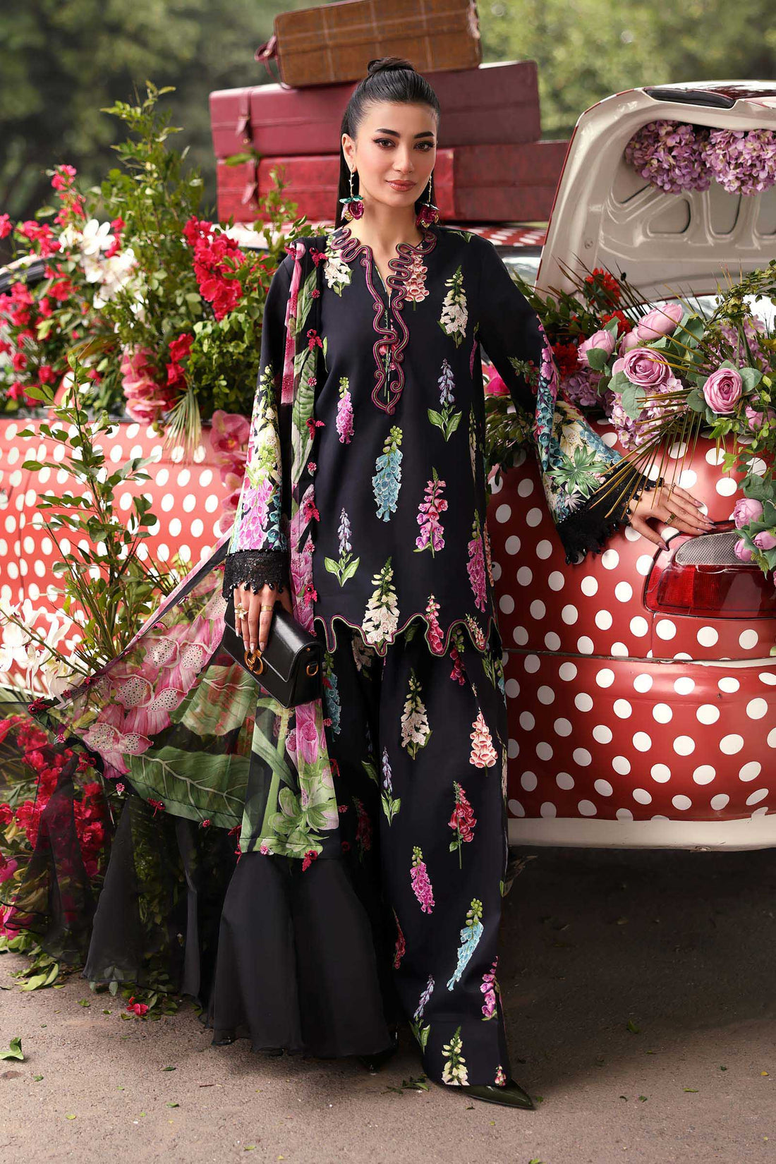 Maria B | M Prints 26 | MPT-3005-B - by Libasekhas UK - Registered Vendor of : Maria B - 100% Original Designer Dress